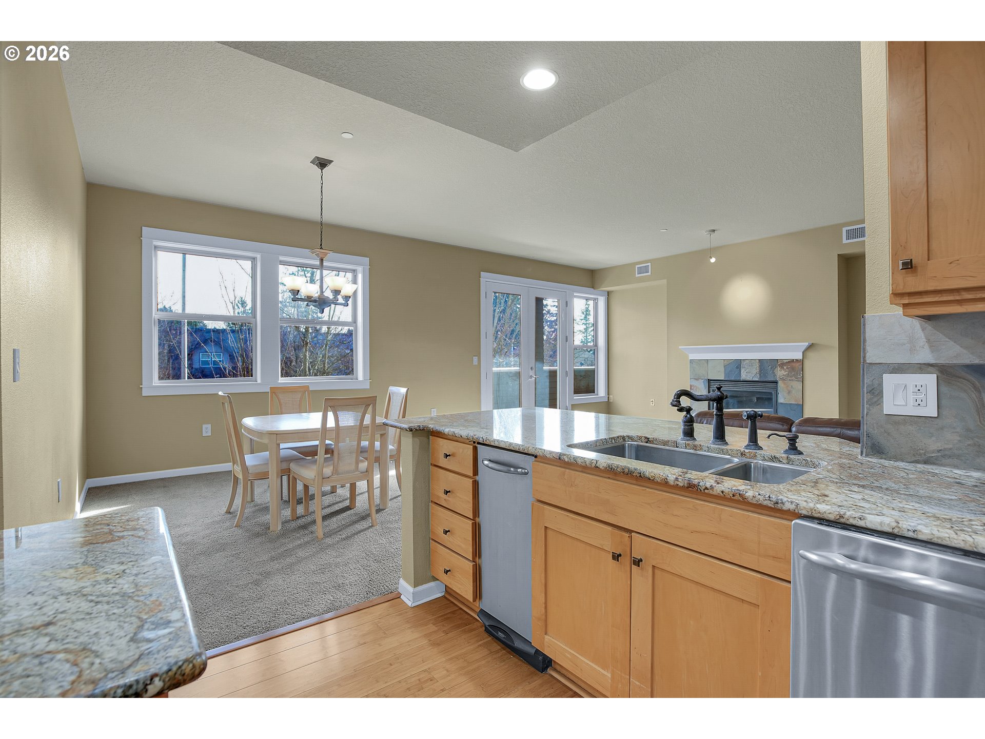 Photo #12: 724186380 Listing: Photo #12