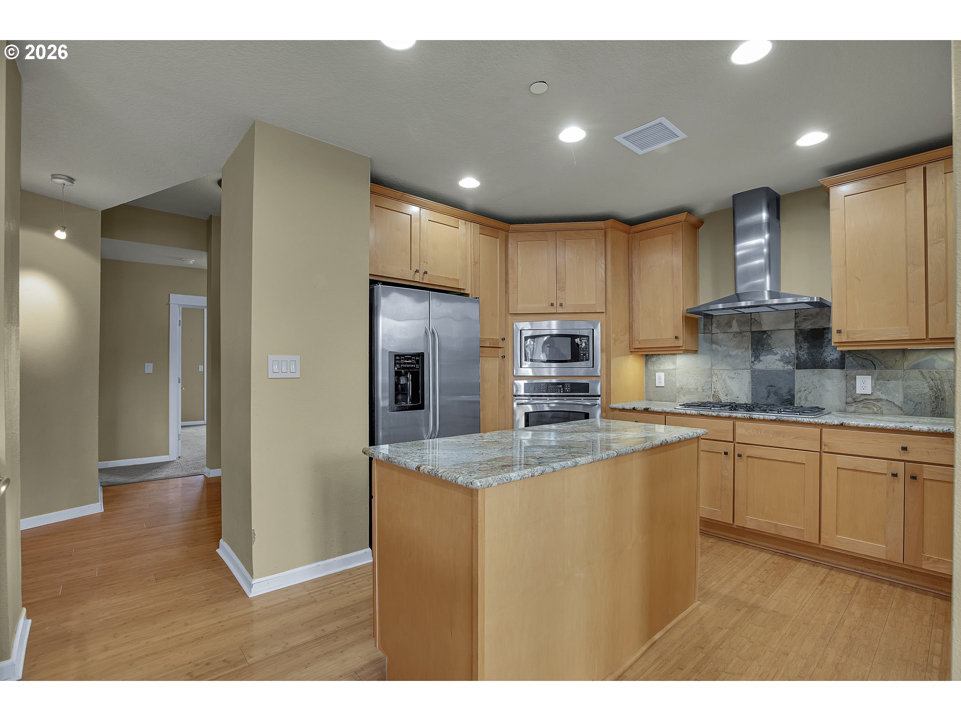 Photo #10: 724186380 Listing: Photo #10