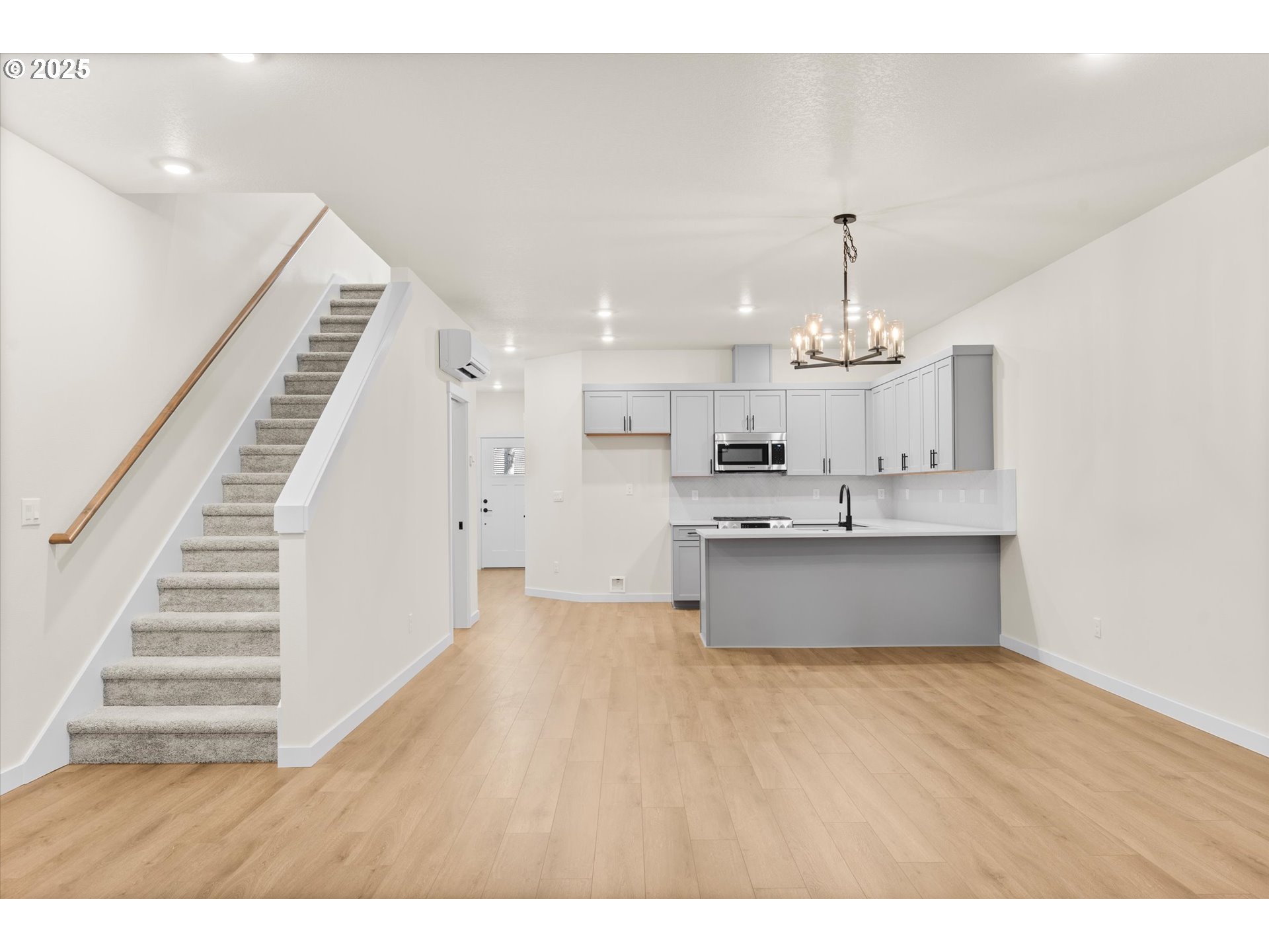 Photo #19: 724349510 Listing: Photo #19