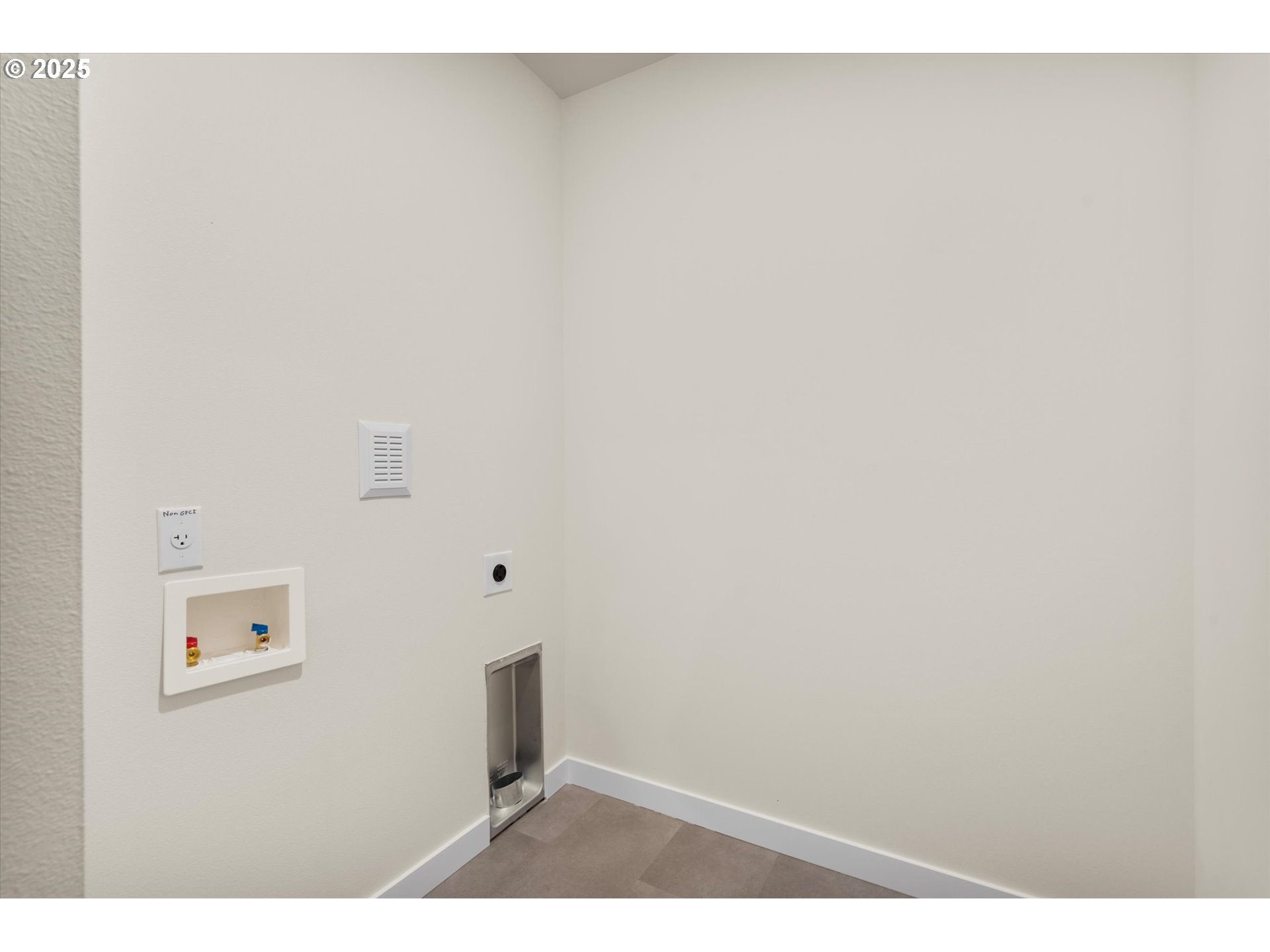 Photo #25: 724349510 Listing: Photo #25