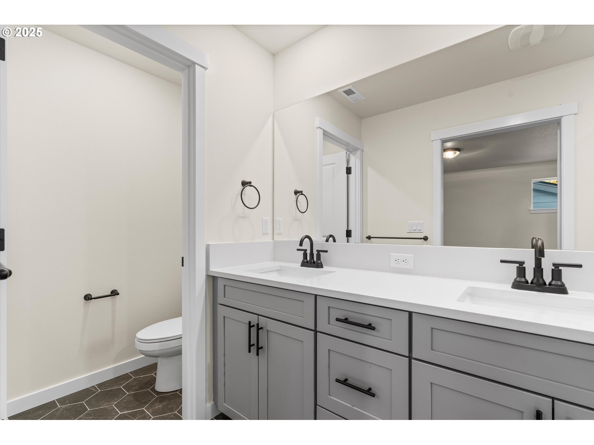 Photo #29: 724349510 Listing: Photo #29