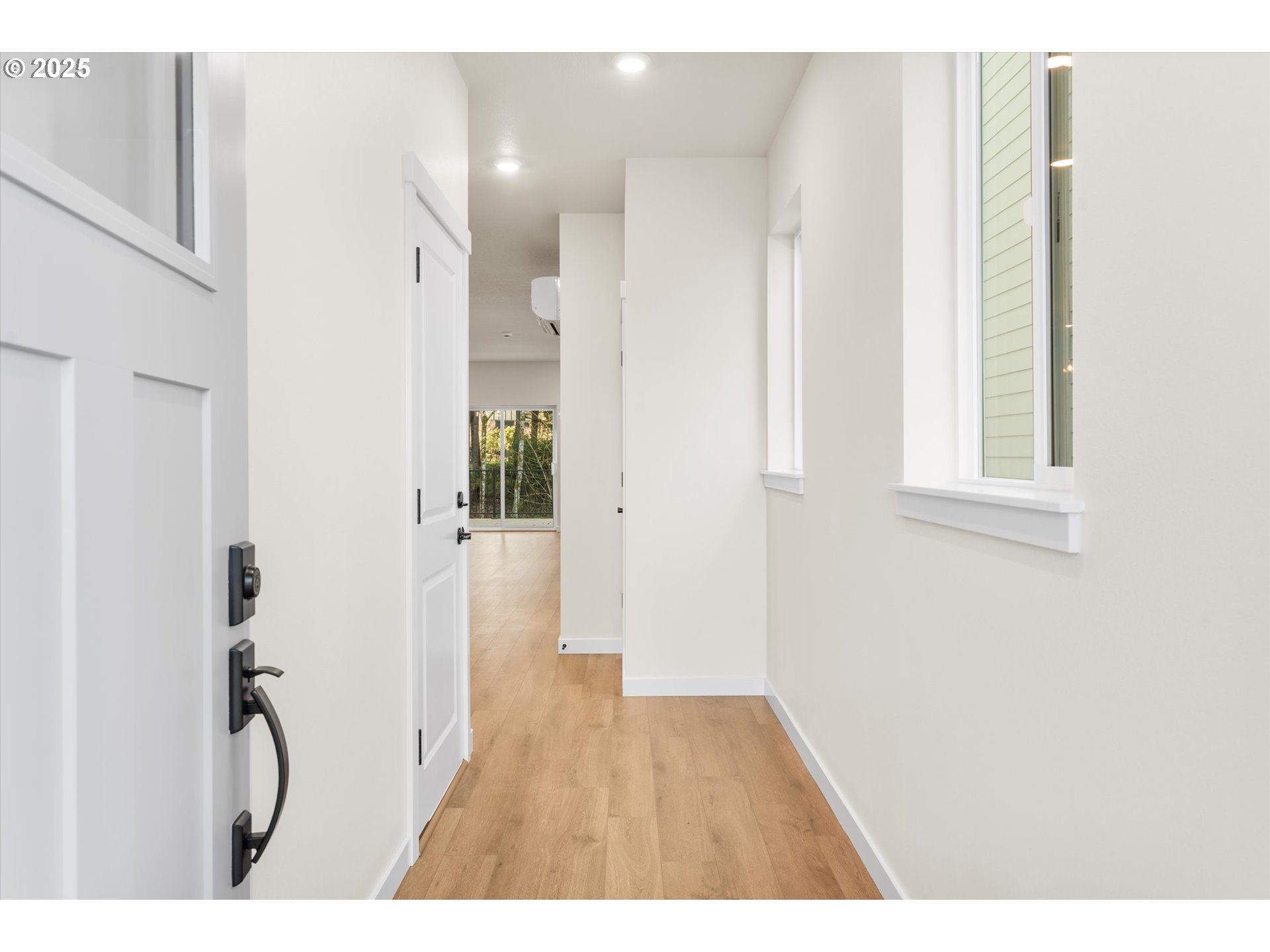 Photo #4: 724349510 Listing: Photo #4