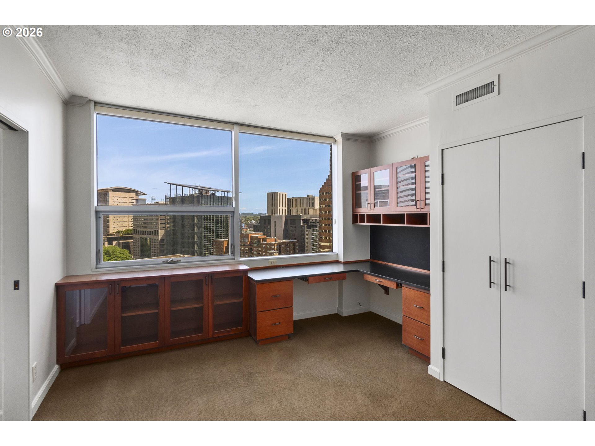 Photo #6: 724421390 Listing: Photo #6