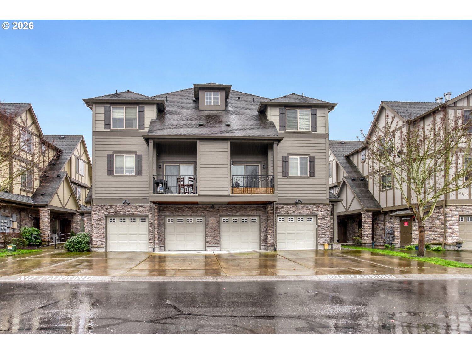 Photo #1: 724815814 Listing: Photo #1