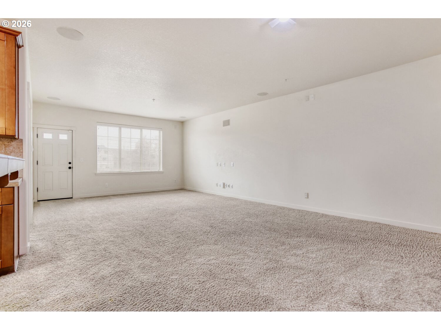 Photo #6: 724815814 Listing: Photo #6