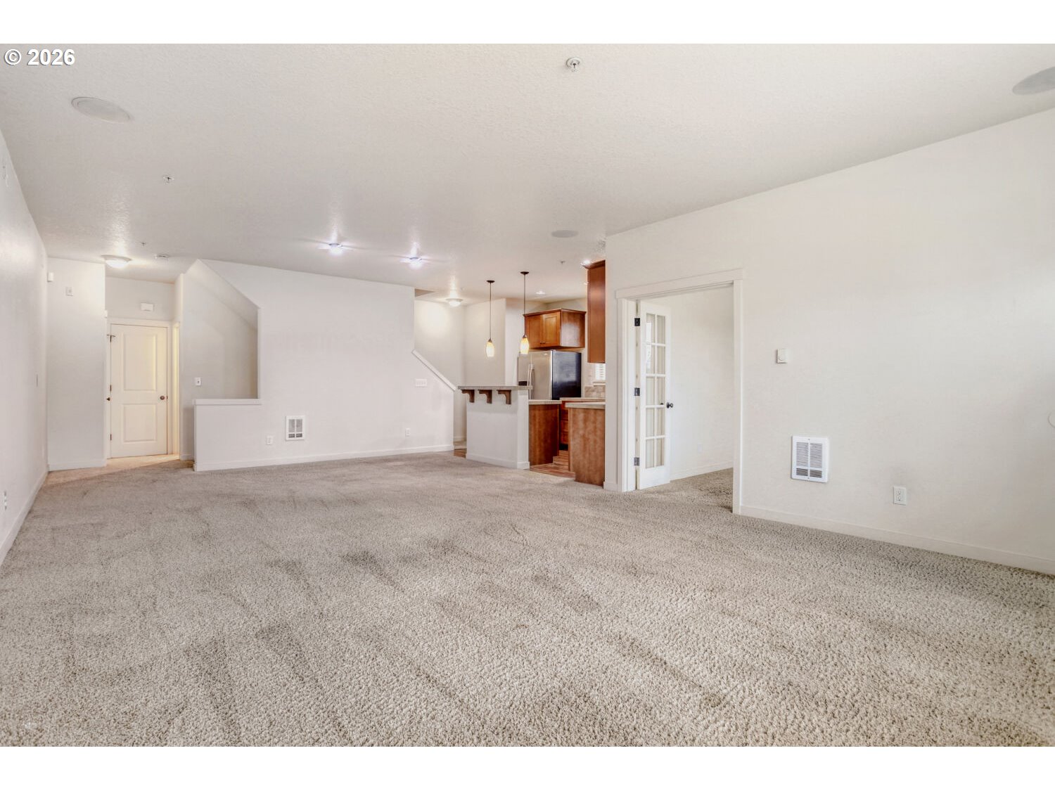 Photo #8: 724815814 Listing: Photo #8