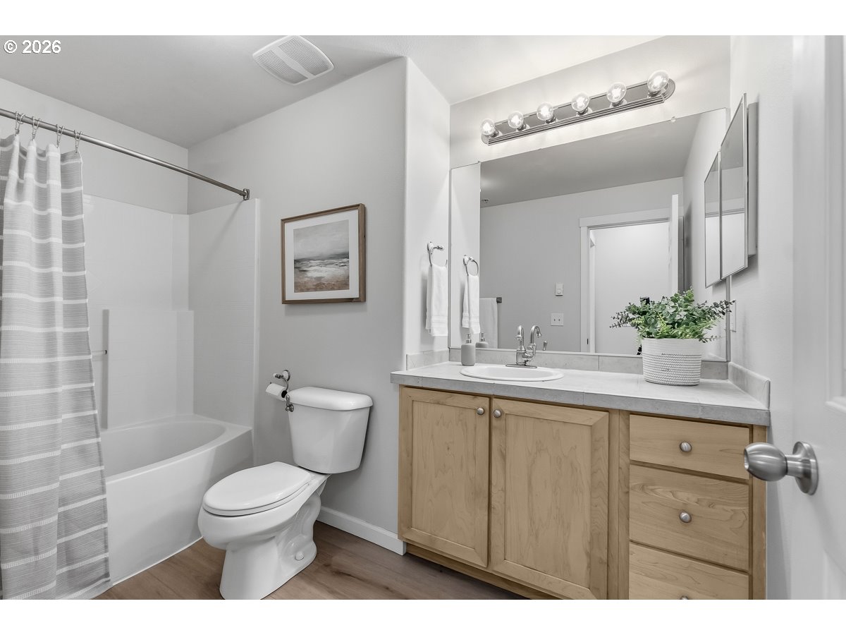 Photo #12: 725380491 Listing: Photo #12