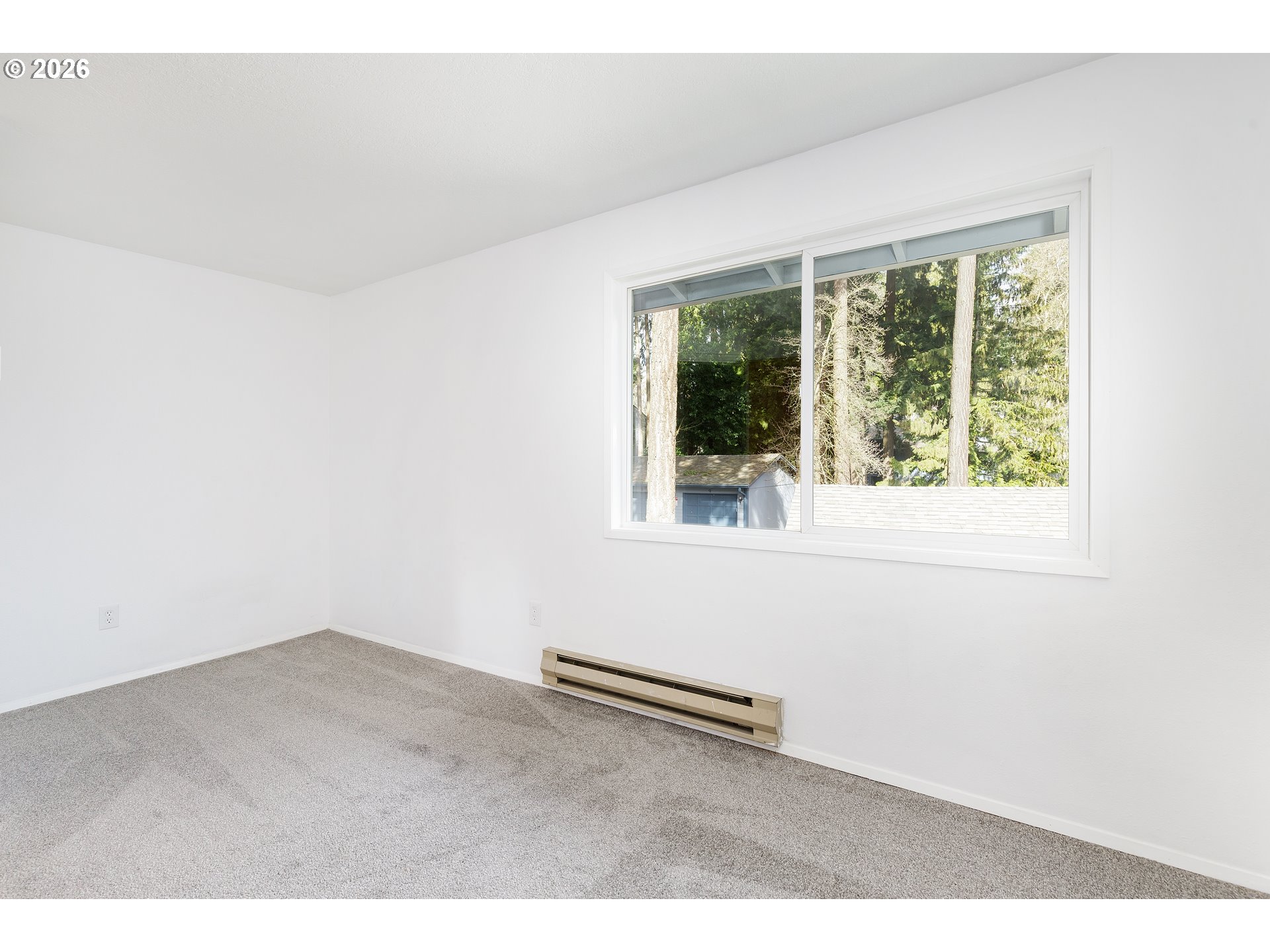 Photo #7: 725681194 Listing: Photo #7