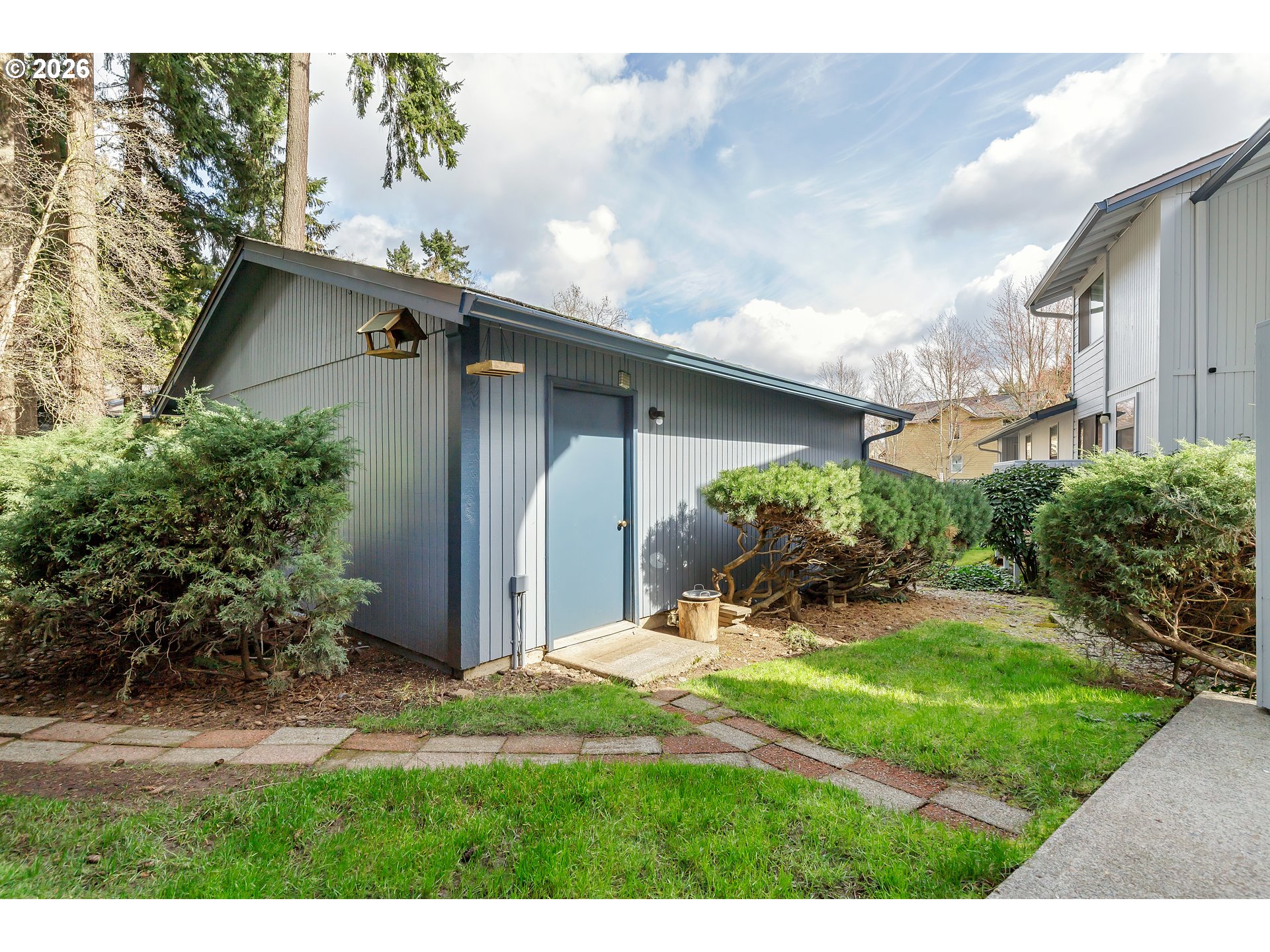 Photo #11: 725681194 Listing: Photo #11