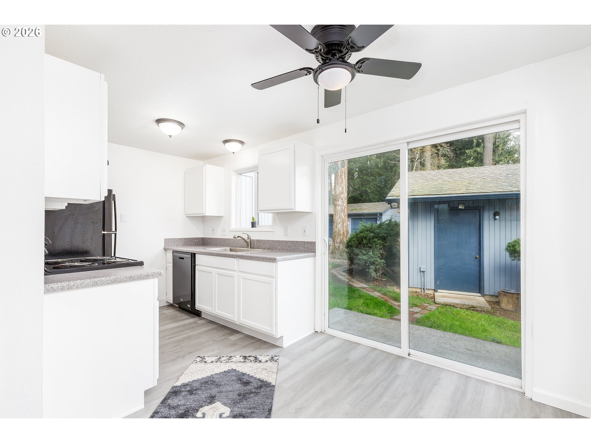 Photo #17: 725681194 Listing: Photo #17