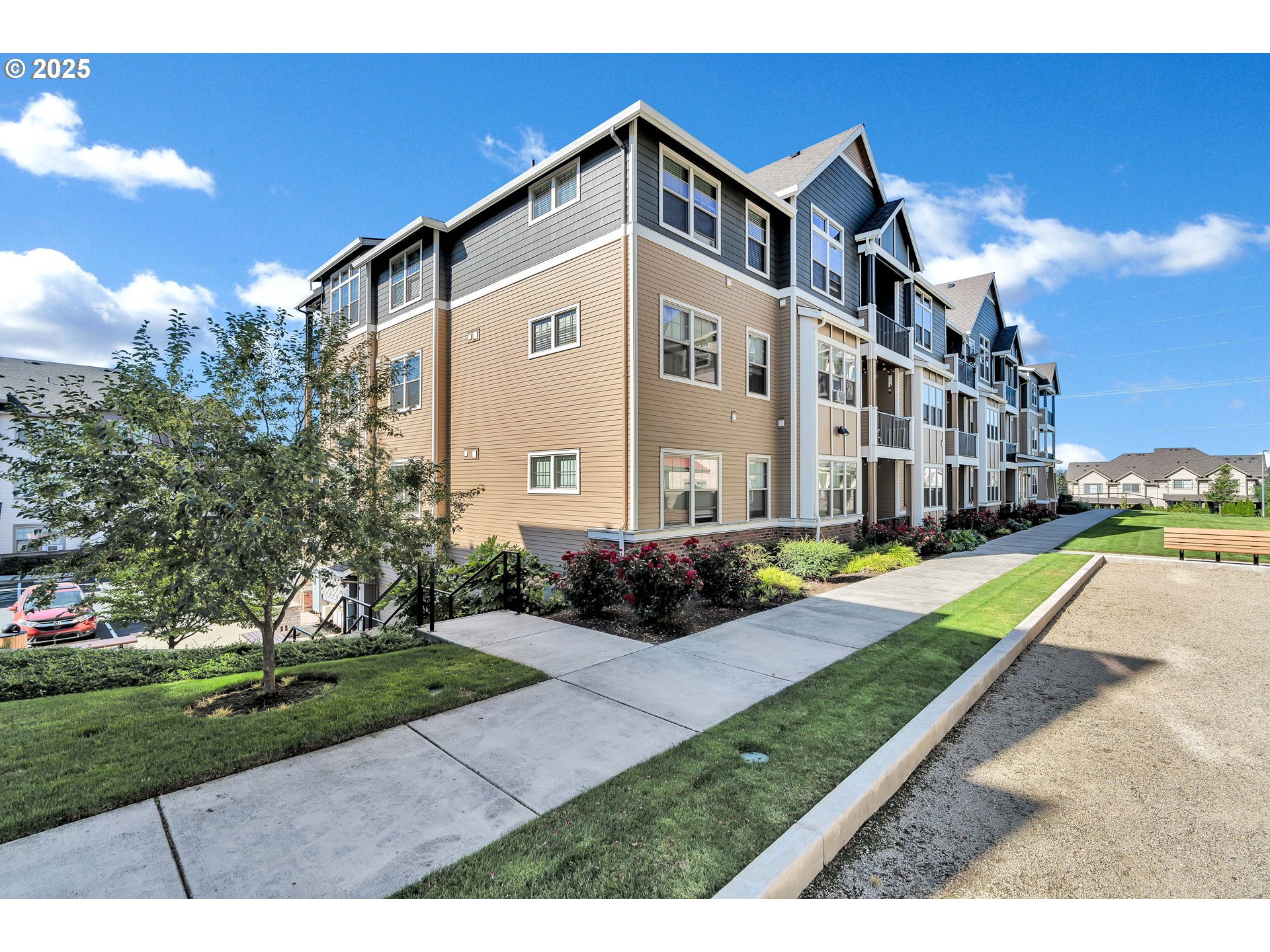 Photo #33: 726062372 Listing: Photo #33