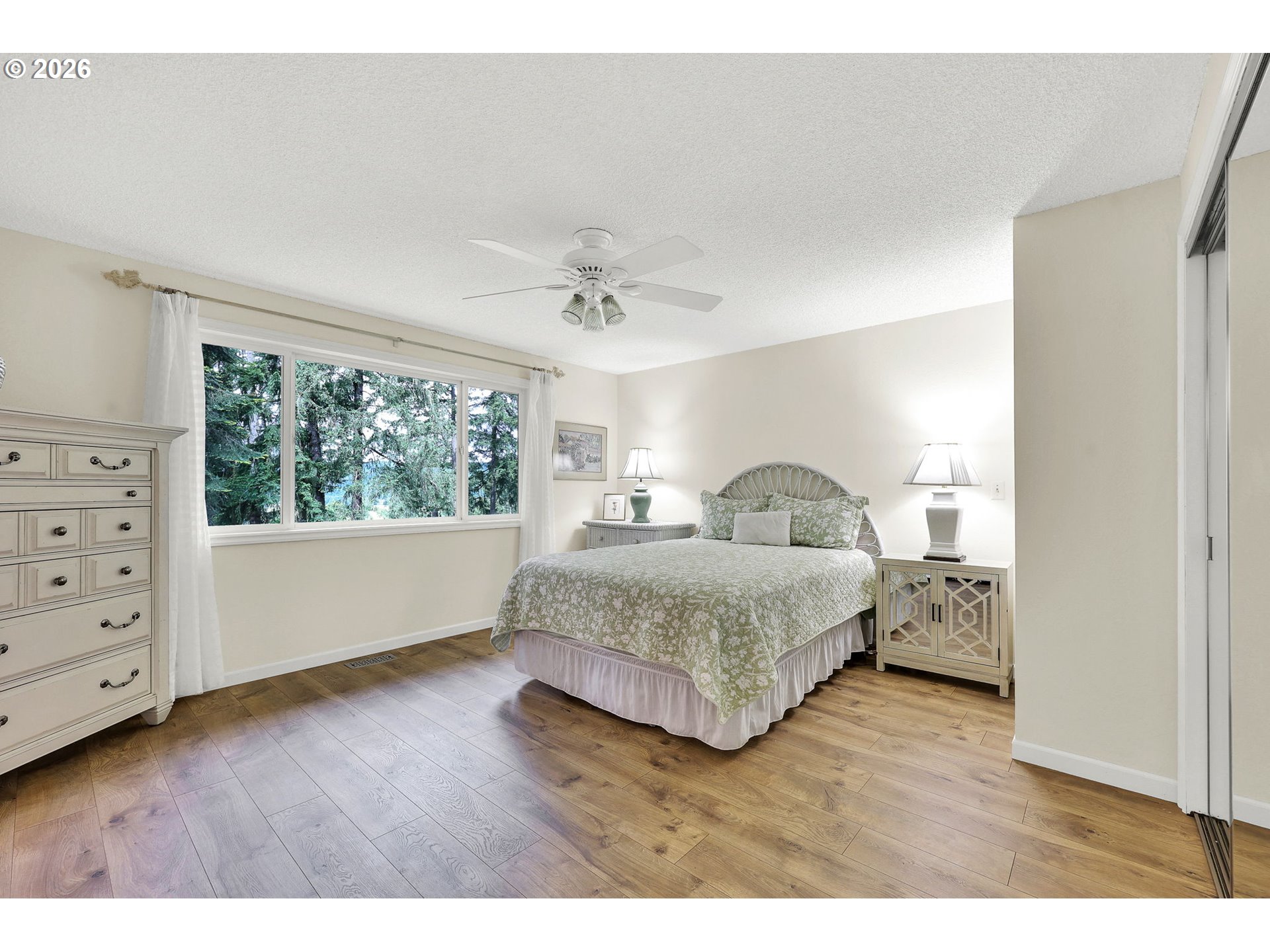 Property photo 33 of 48