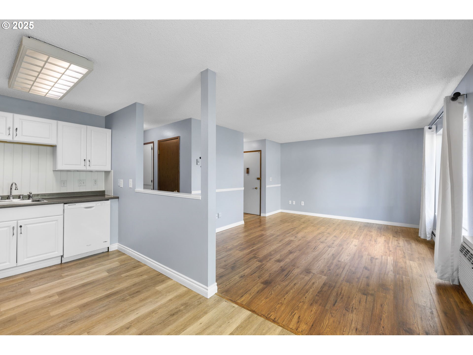 Photo #12: 726501878 Listing: Photo #12