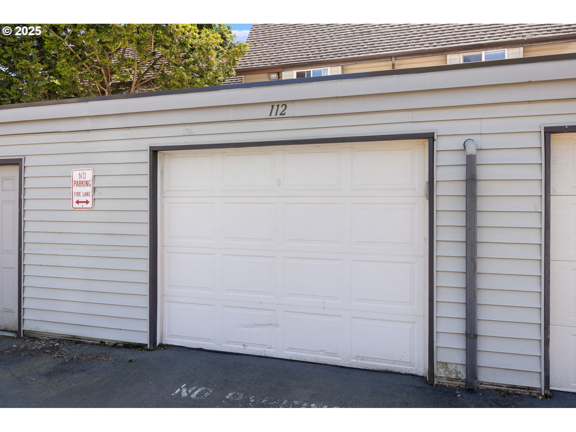 Photo #17: 726501878 Listing: Photo #17