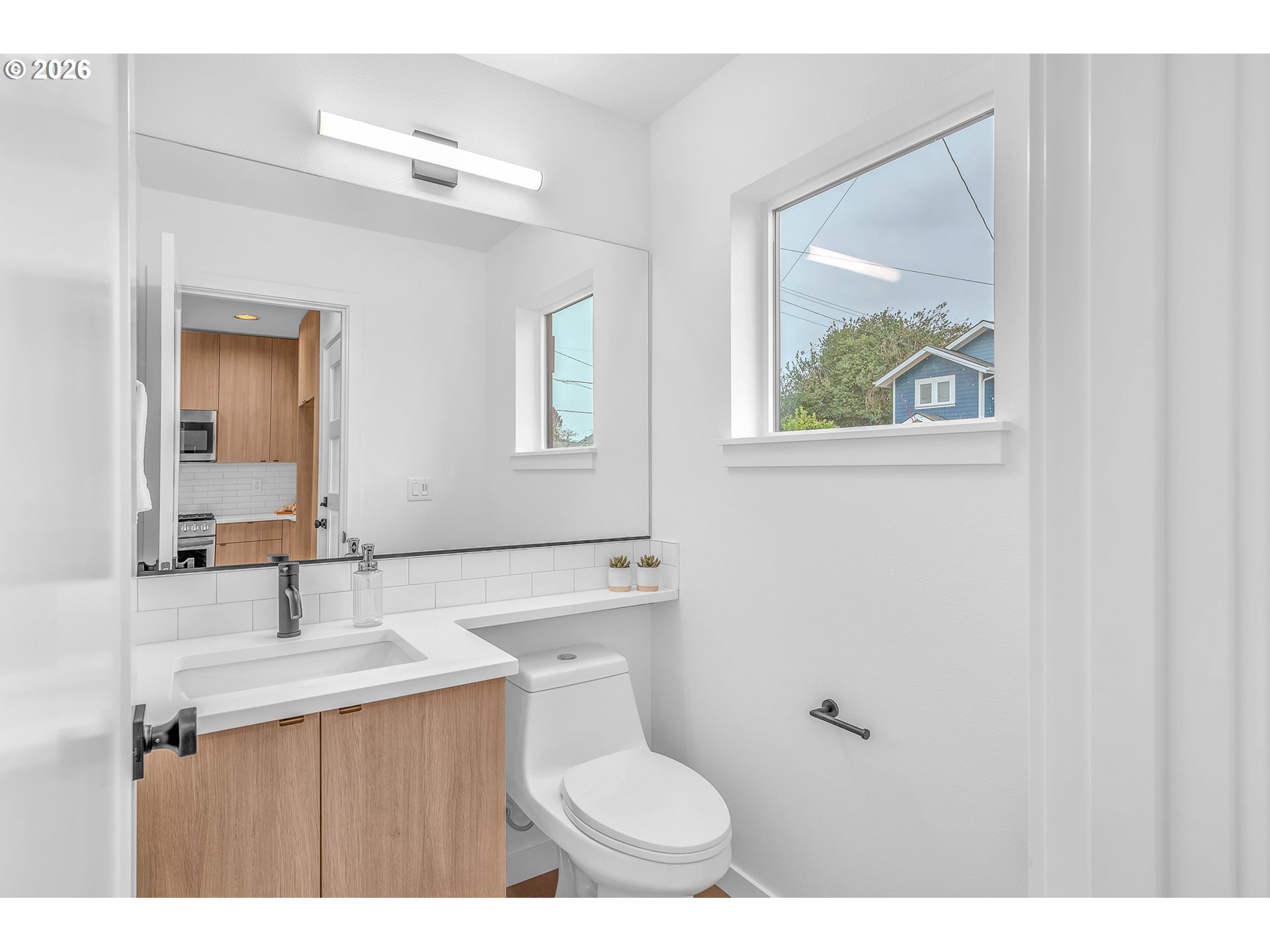 Photo #16: 727004371 Listing: Photo #16