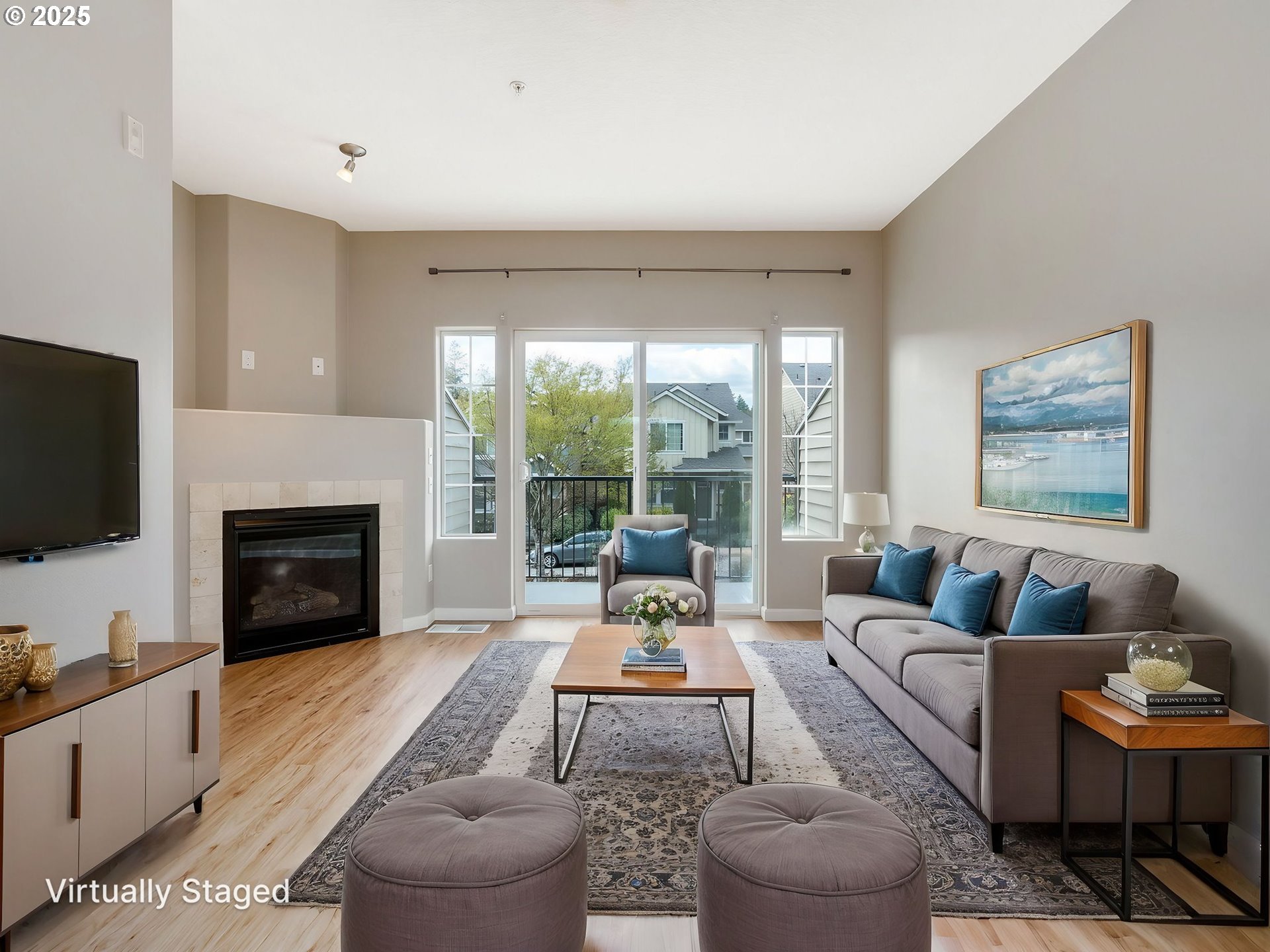 Photo #4: 728374961 Listing: Photo #4