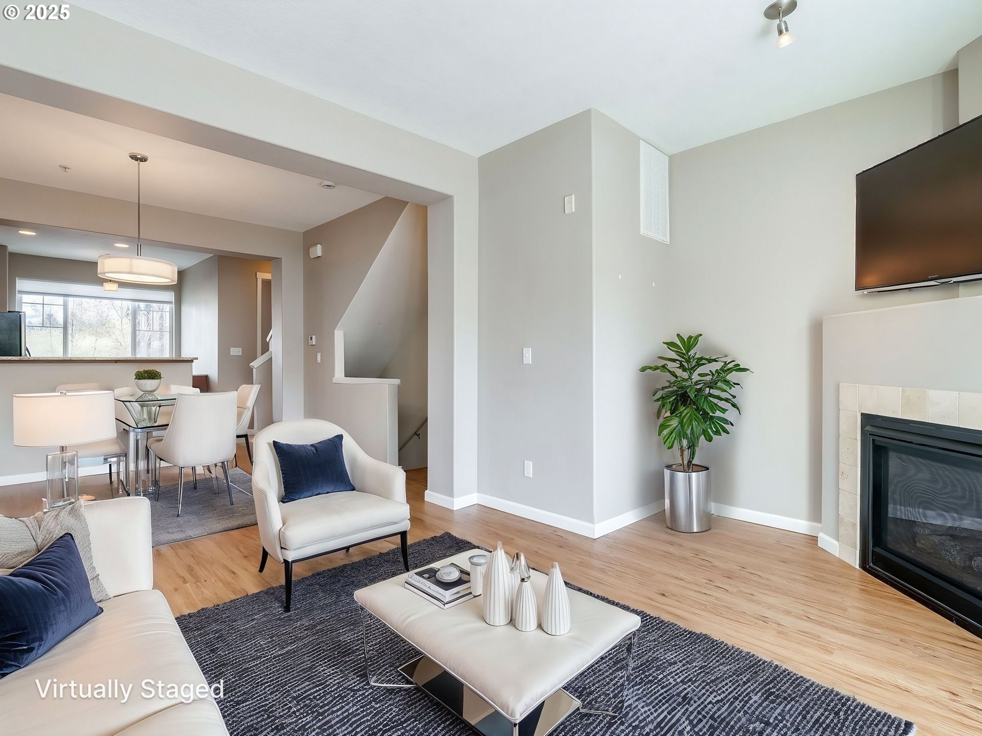 Photo #6: 728374961 Listing: Photo #6