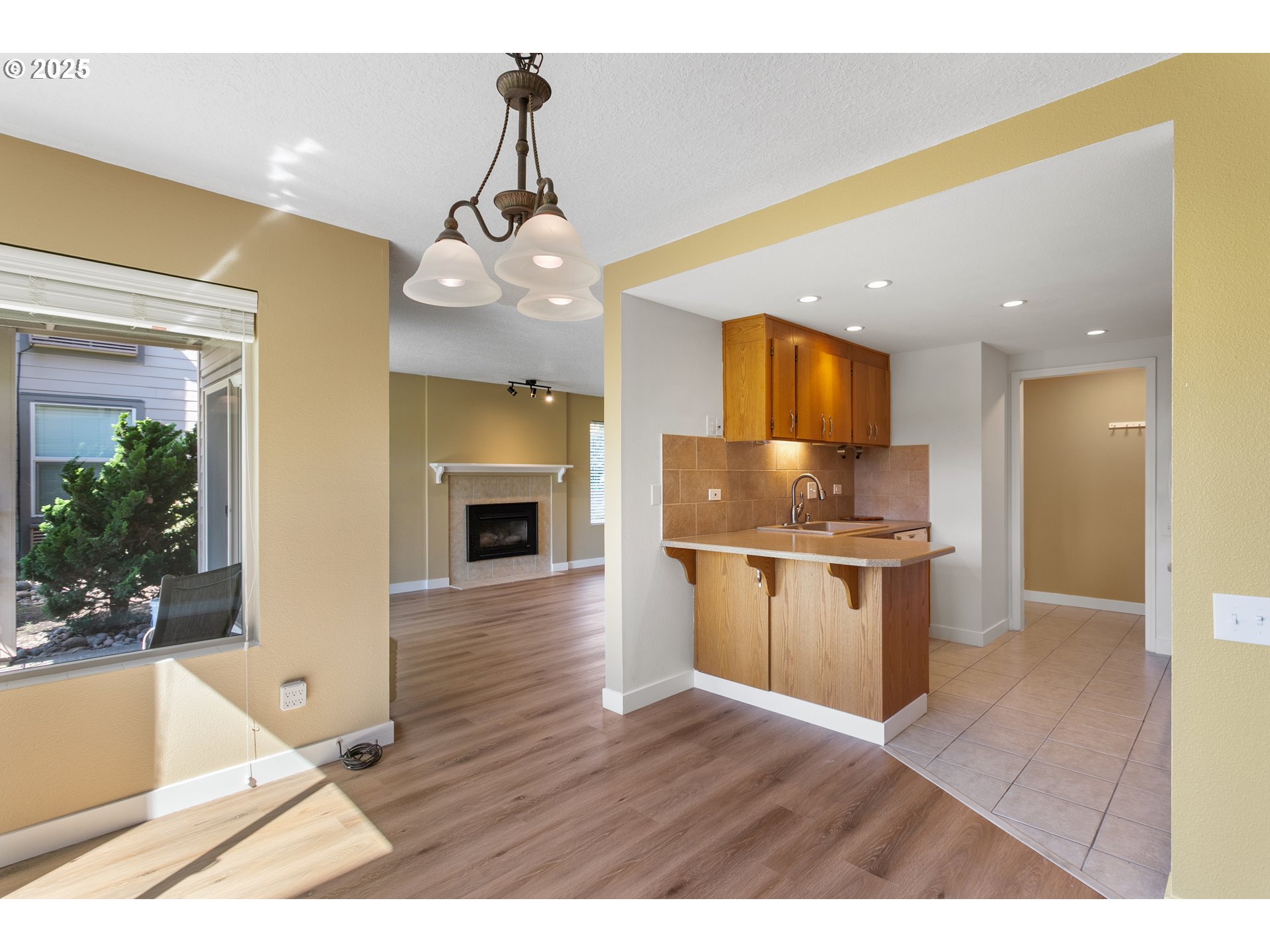 Photo #8: 728434701 Listing: Photo #8