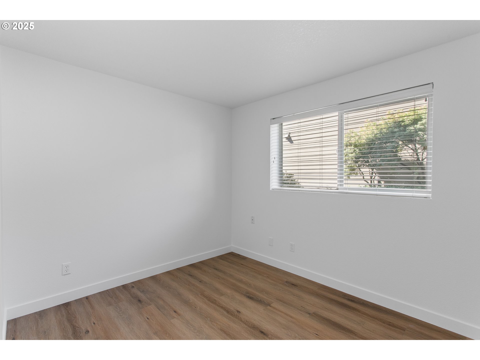 Photo #14: 728434701 Listing: Photo #14
