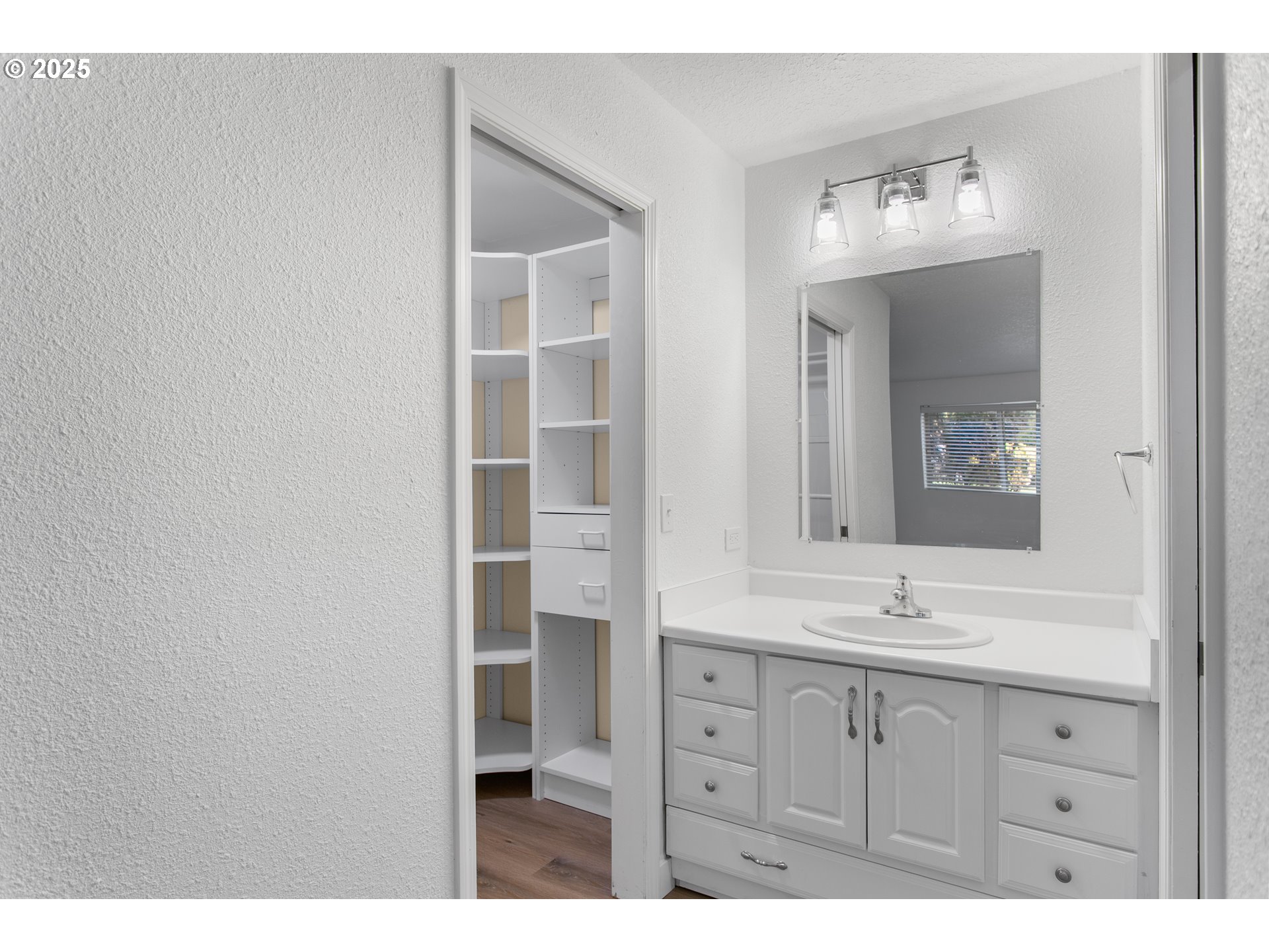 Photo #18: 728434701 Listing: Photo #18