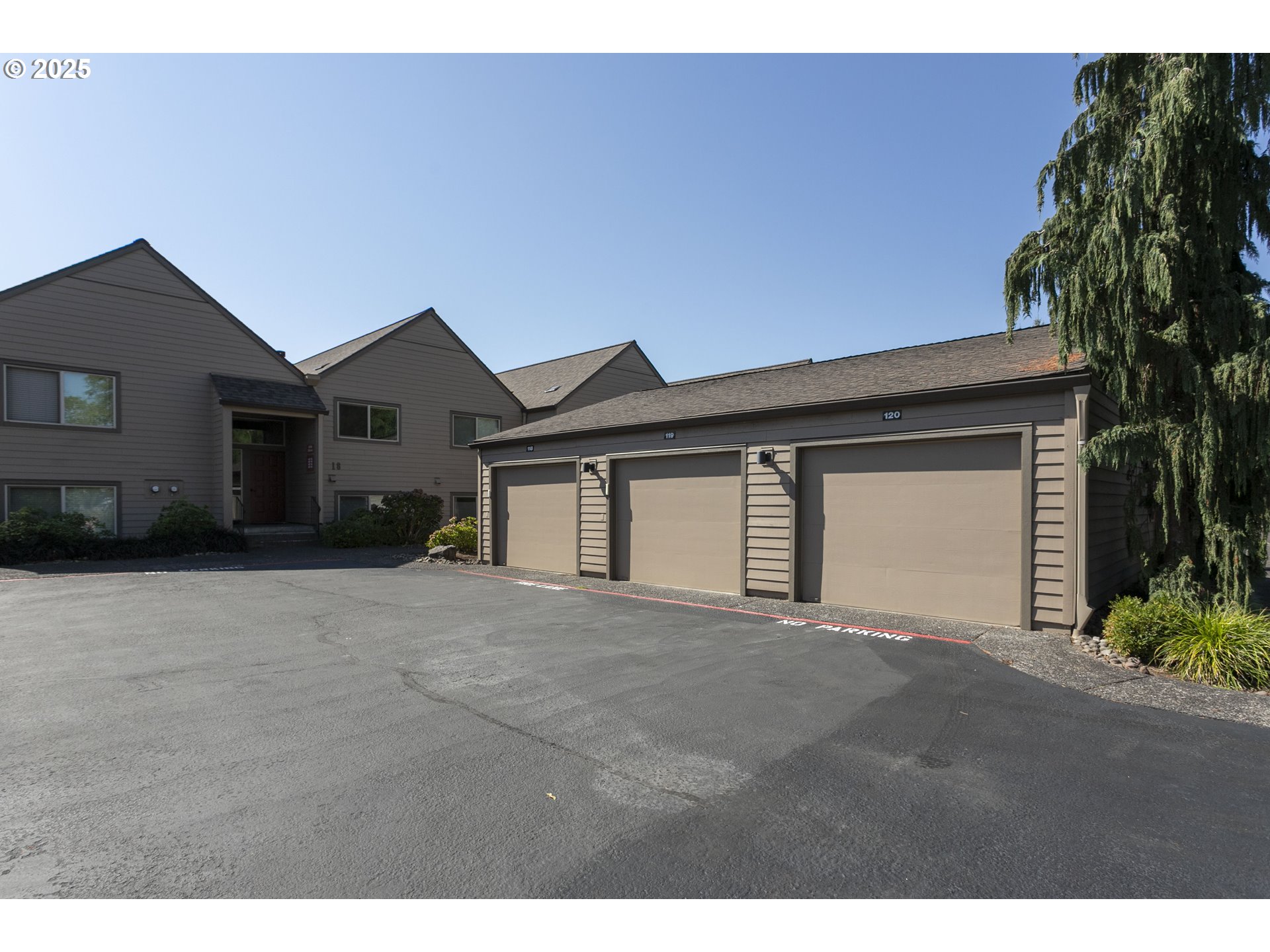 Photo #25: 728434701 Listing: Photo #25