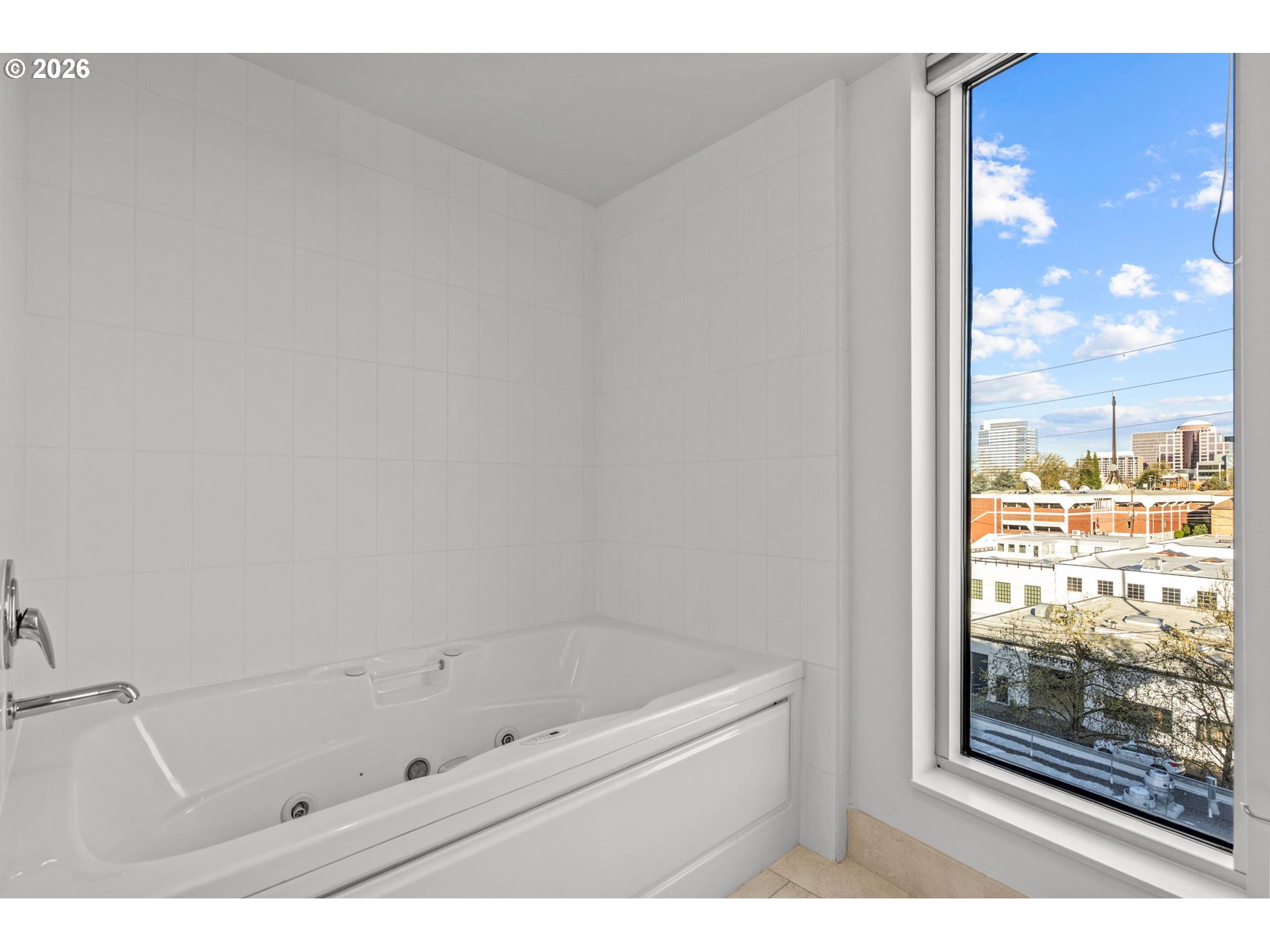 Photo #15: 729582228 Listing: Photo #15