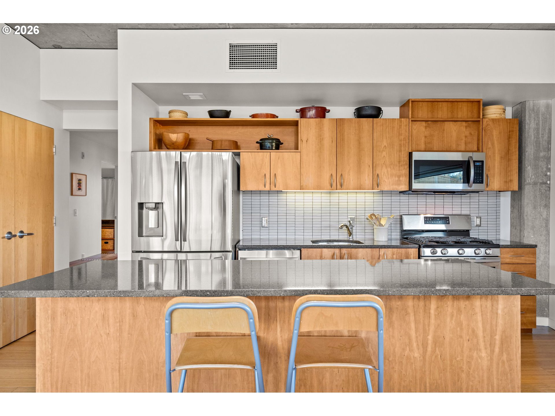 Photo #5: 729582228 Listing: Photo #5