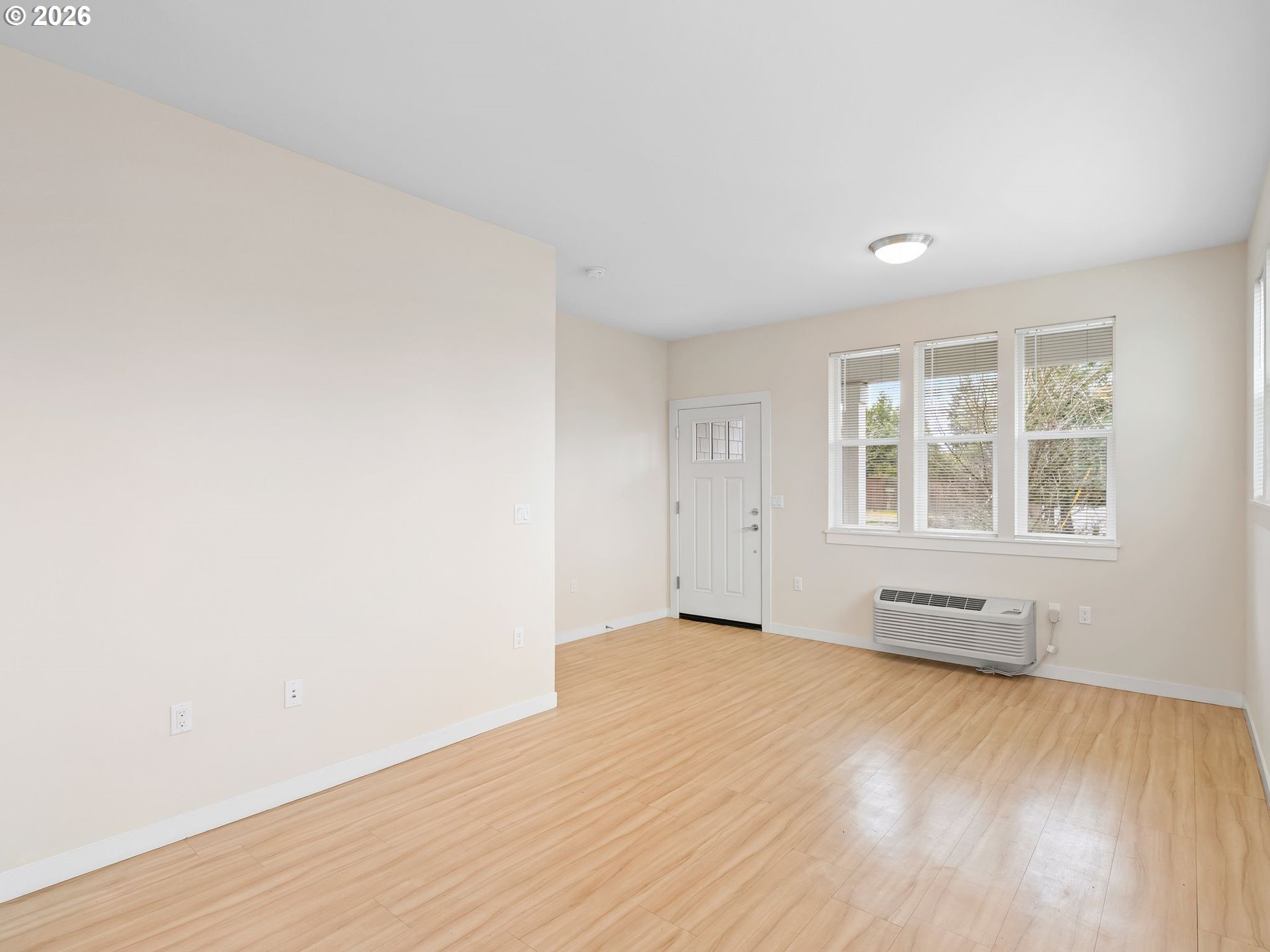 Photo #32: 729624269 Listing: Photo #32