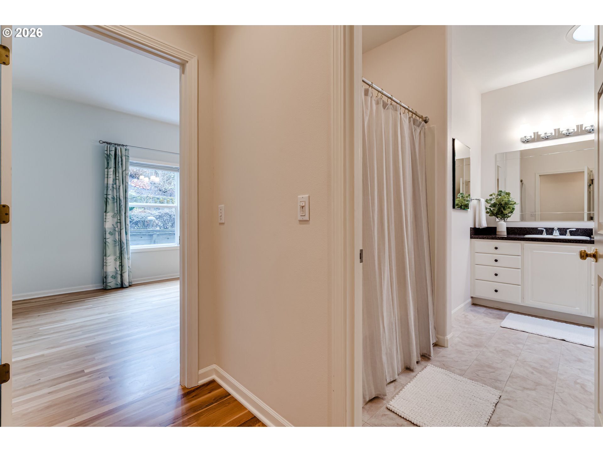 2572 W 28TH AVE, Eugene, OR, 97405