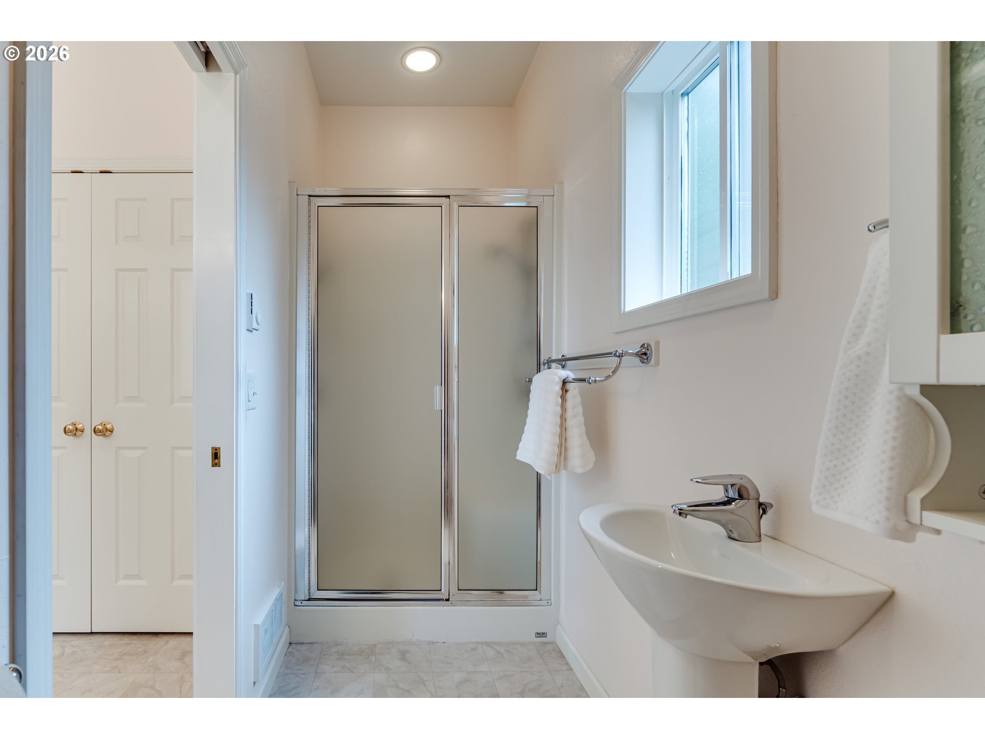 2572 W 28TH AVE, Eugene, OR, 97405