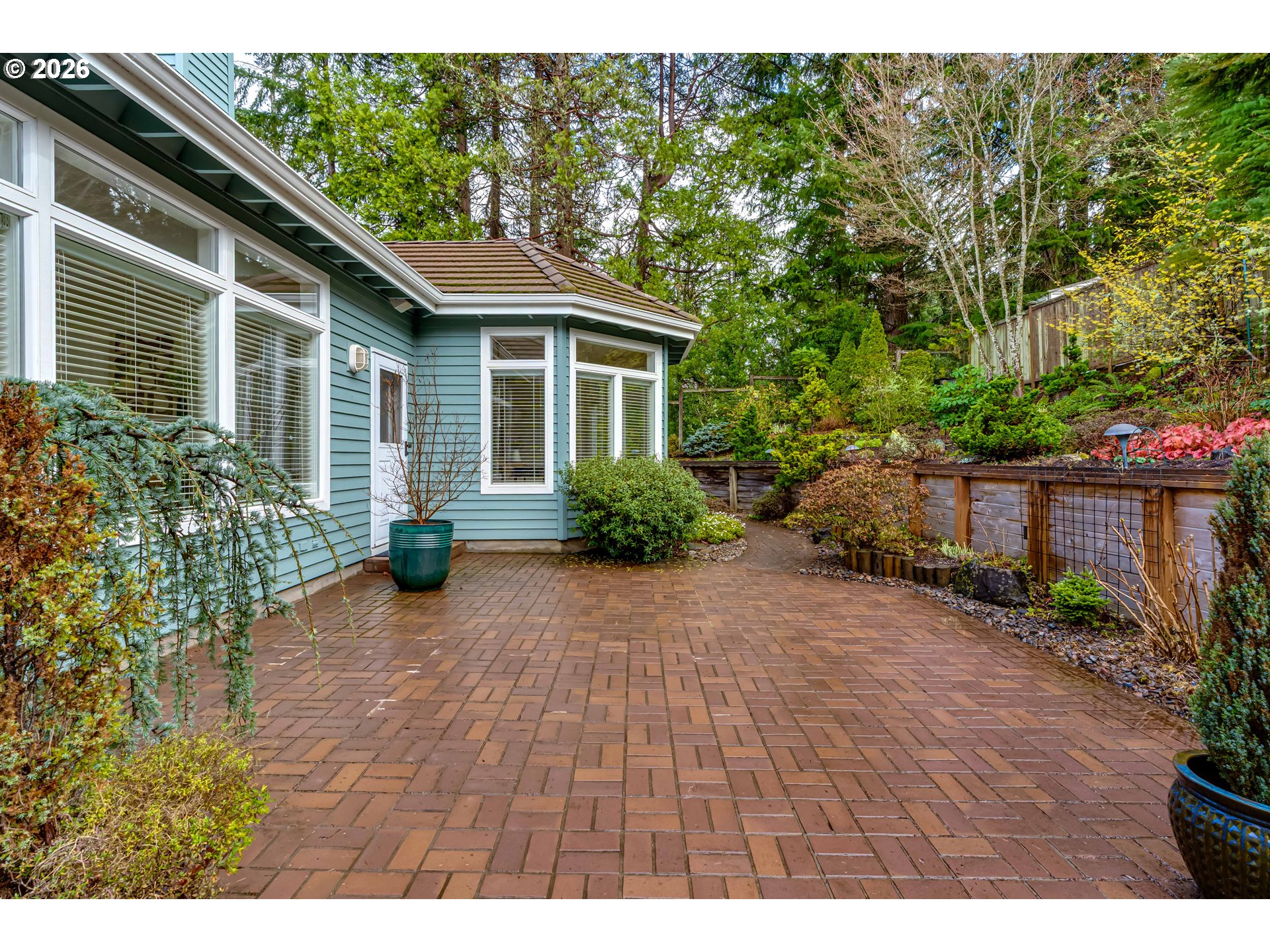 2572 W 28TH AVE, Eugene, OR, 97405