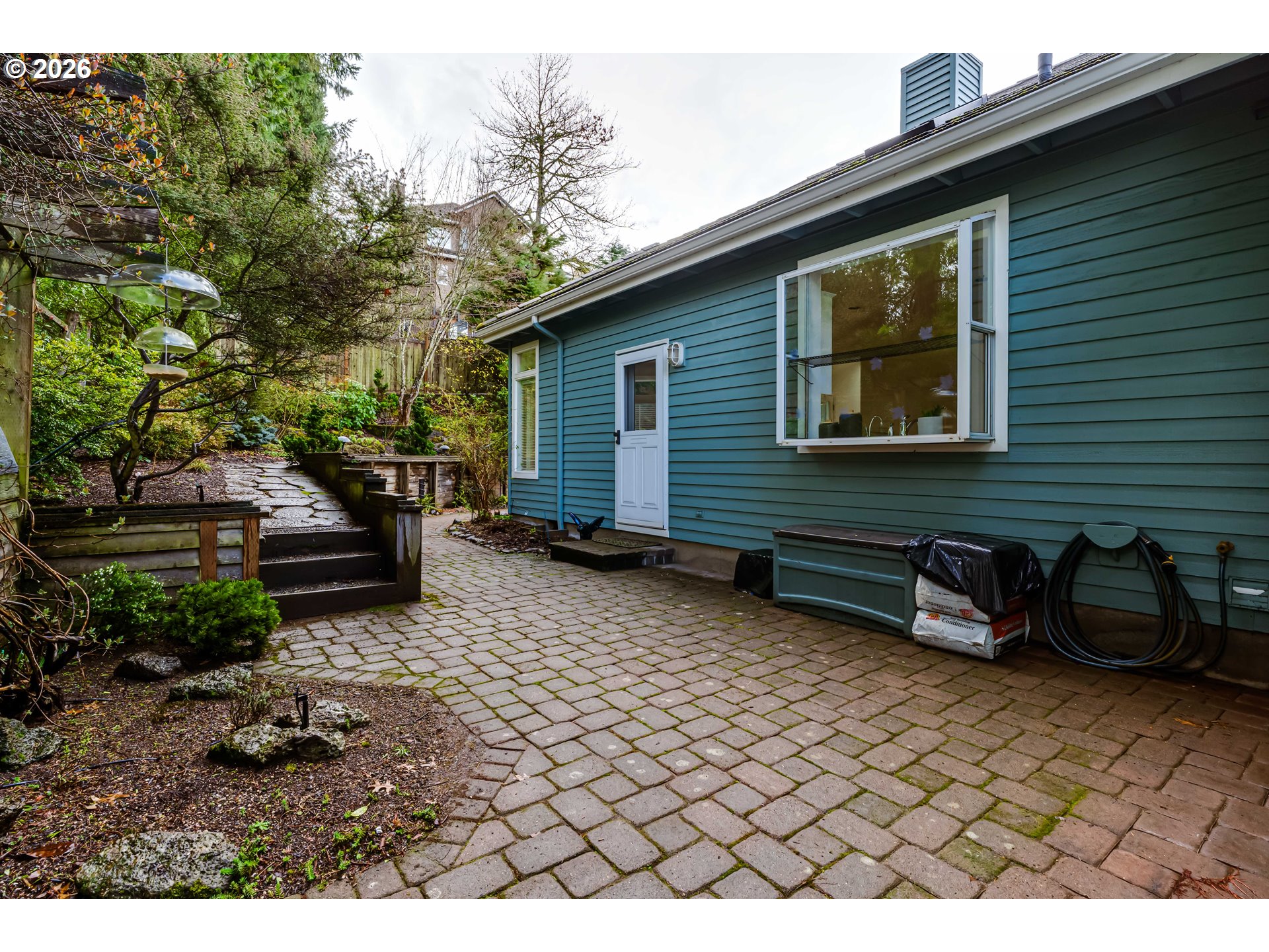 2572 W 28TH AVE, Eugene, OR, 97405