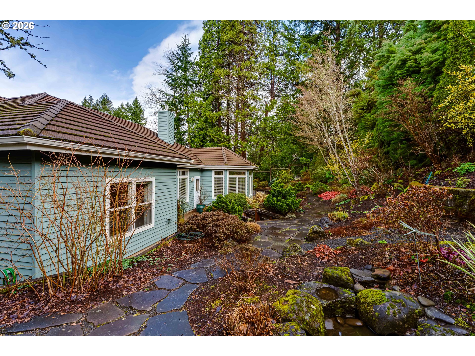 2572 W 28TH AVE, Eugene, OR, 97405