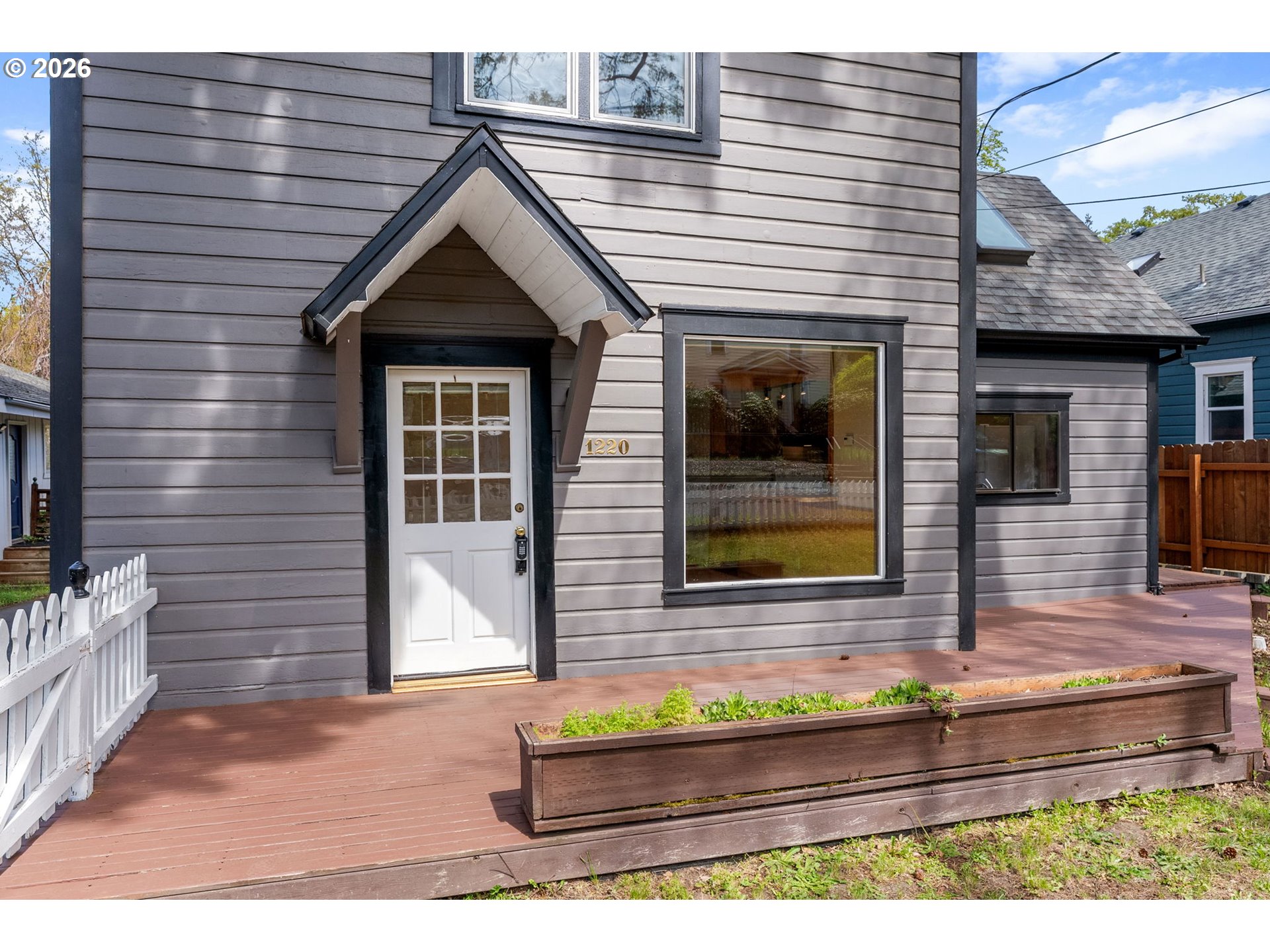 1220 EUGENE ST, Hood River, OR, 97031