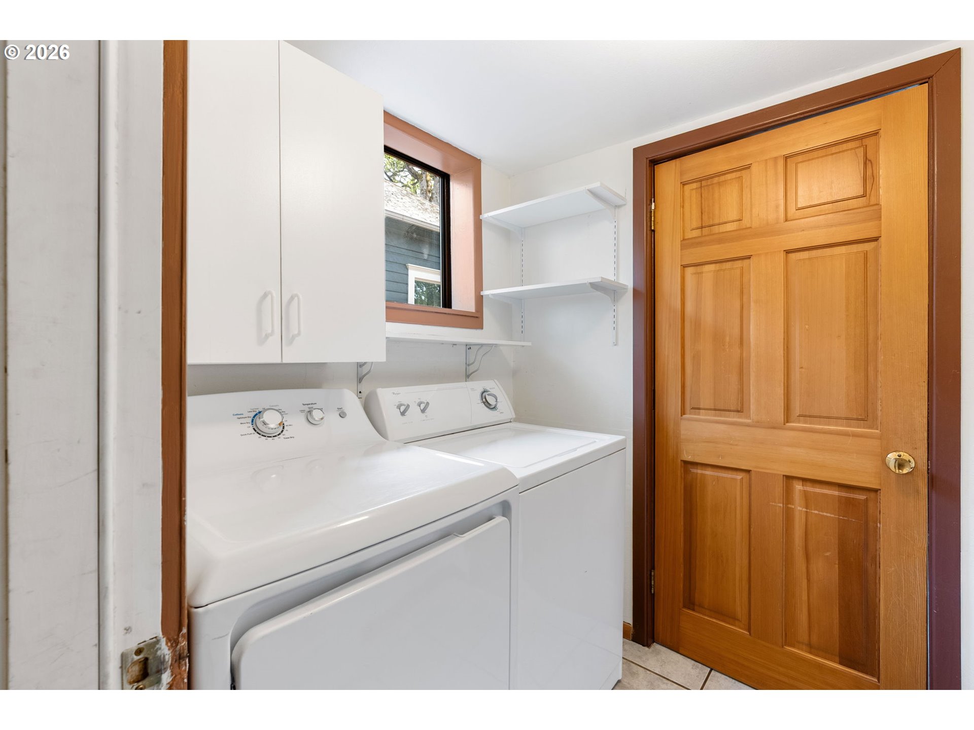 1220 EUGENE ST, Hood River, OR, 97031