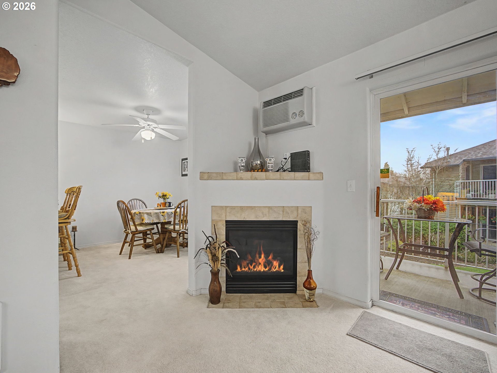 Photo #4: 730866277 Listing: Photo #4