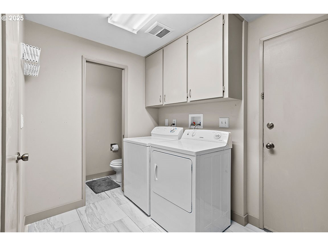 9 BRITTEN CT, Lake Oswego, OR, 97035