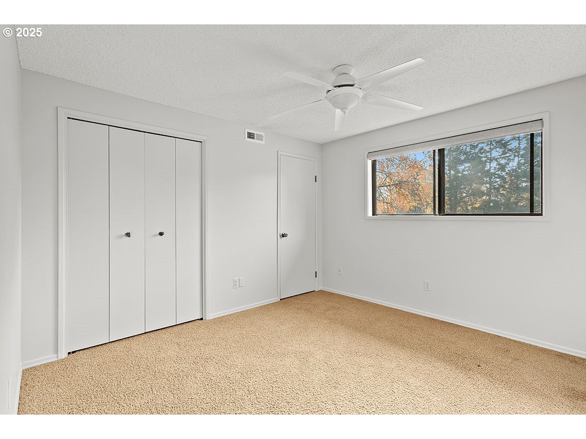 9 BRITTEN CT, Lake Oswego, OR, 97035