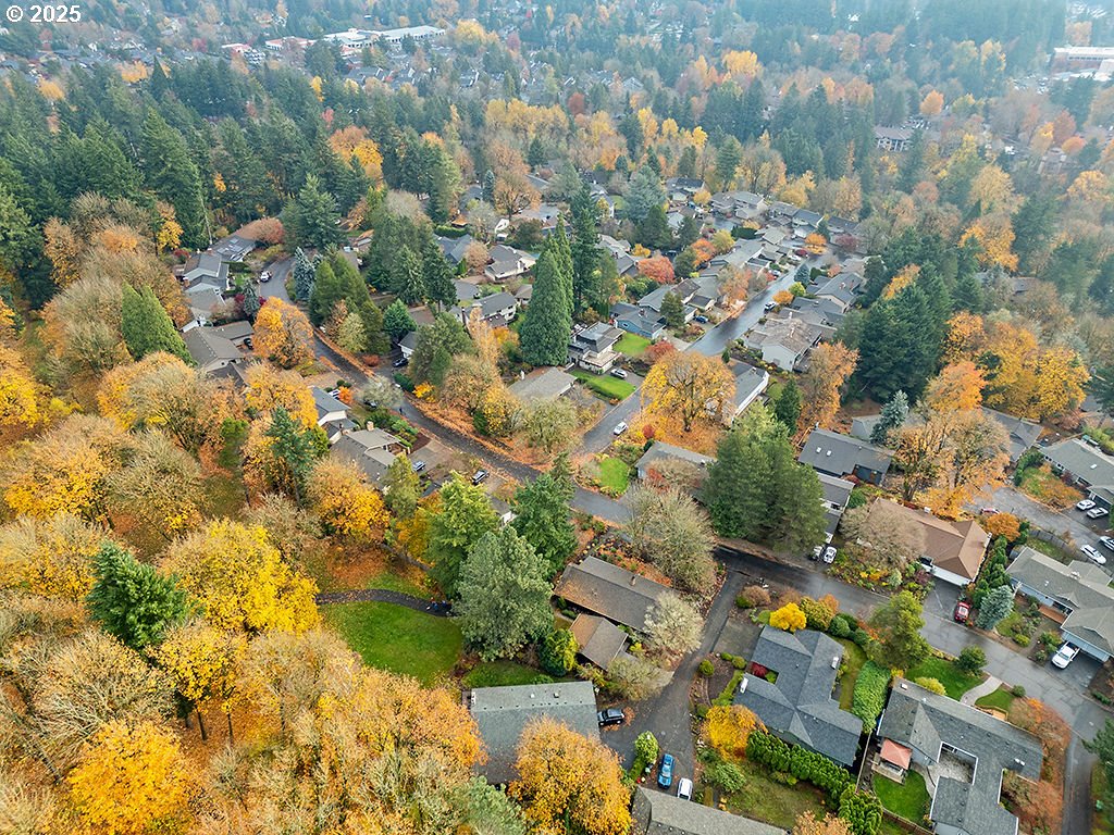 9 BRITTEN CT, Lake Oswego, OR, 97035