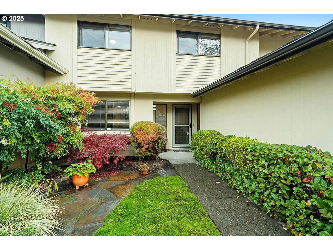 9 BRITTEN CT, Lake Oswego, OR, 97035