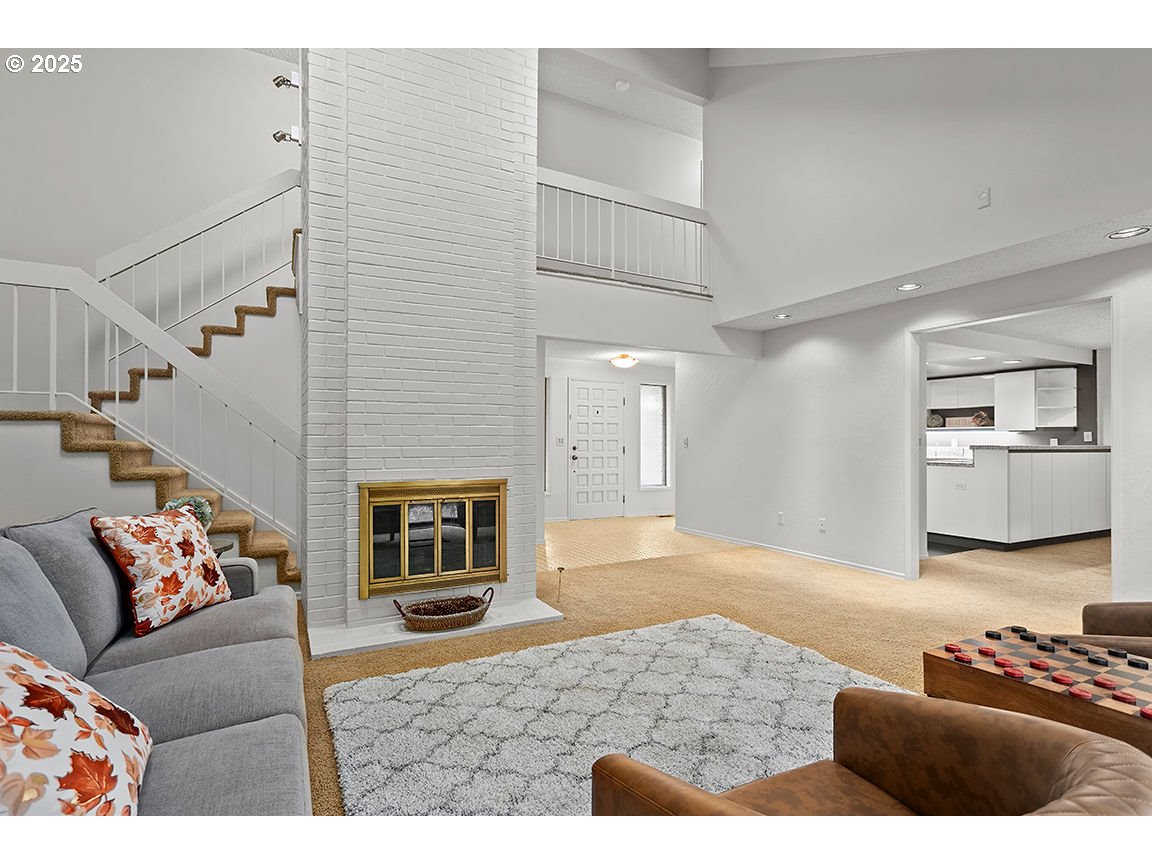 9 BRITTEN CT, Lake Oswego, OR, 97035