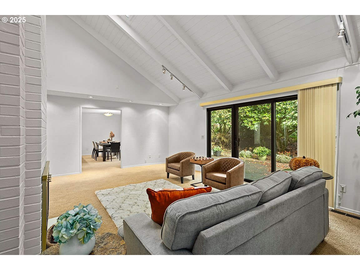 9 BRITTEN CT, Lake Oswego, OR, 97035