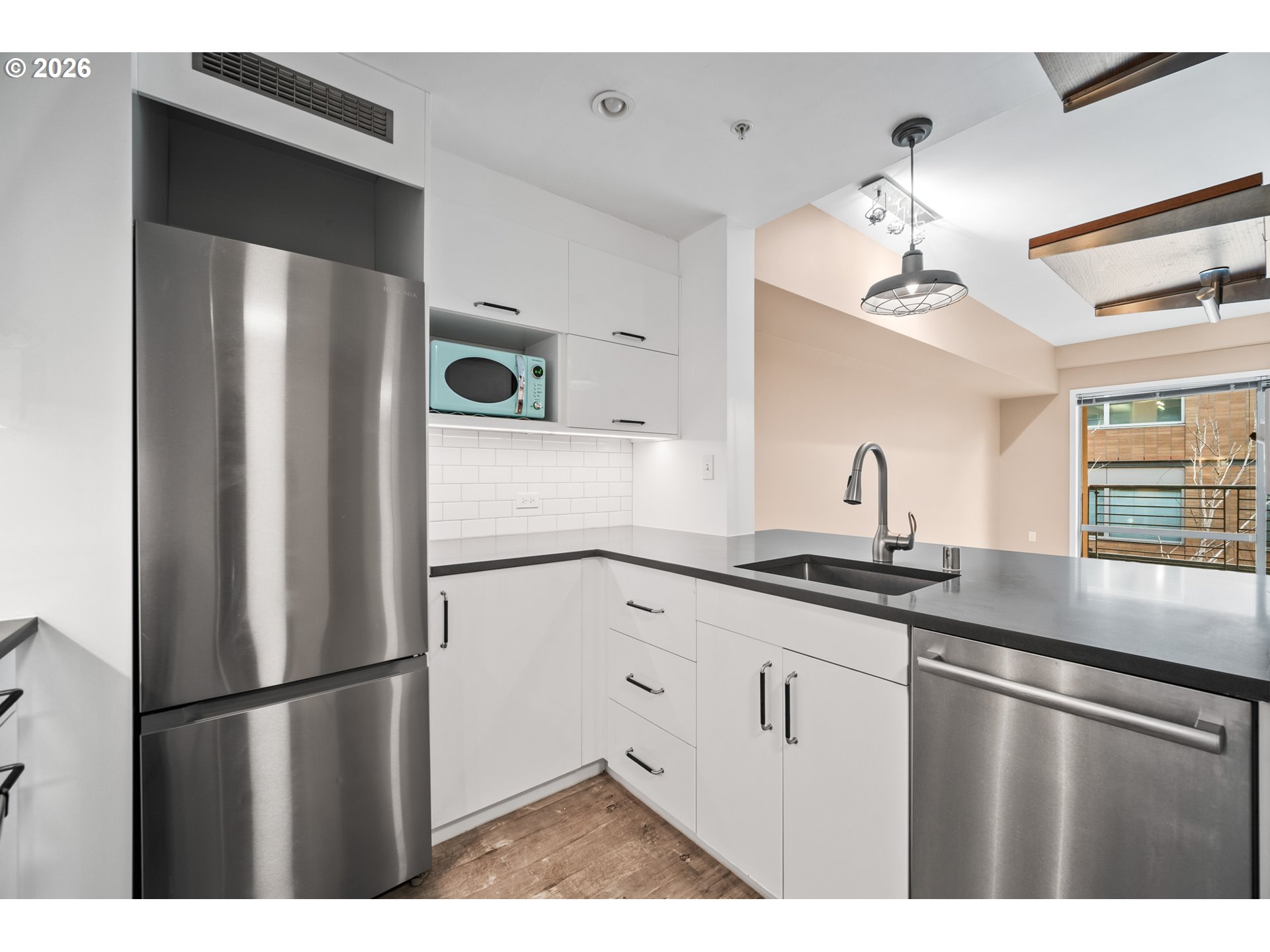 Photo #17: 731901596 Listing: Photo #17