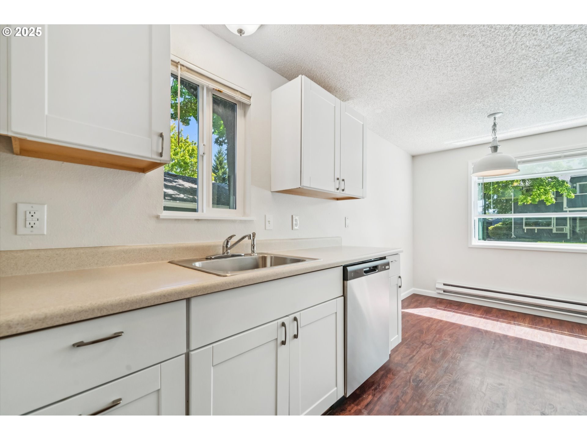 Photo #10: 732462576 Listing: Photo #10
