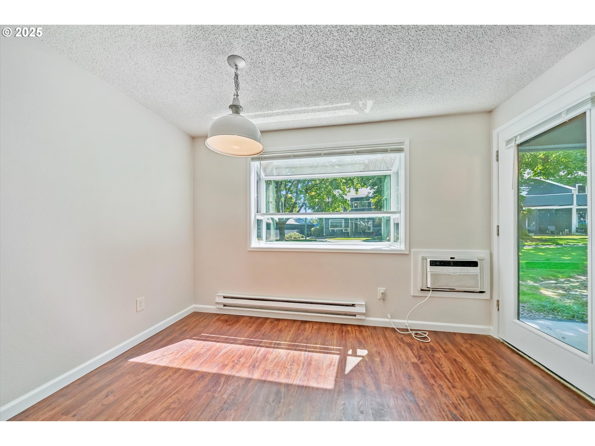 Photo #14: 732462576 Listing: Photo #14