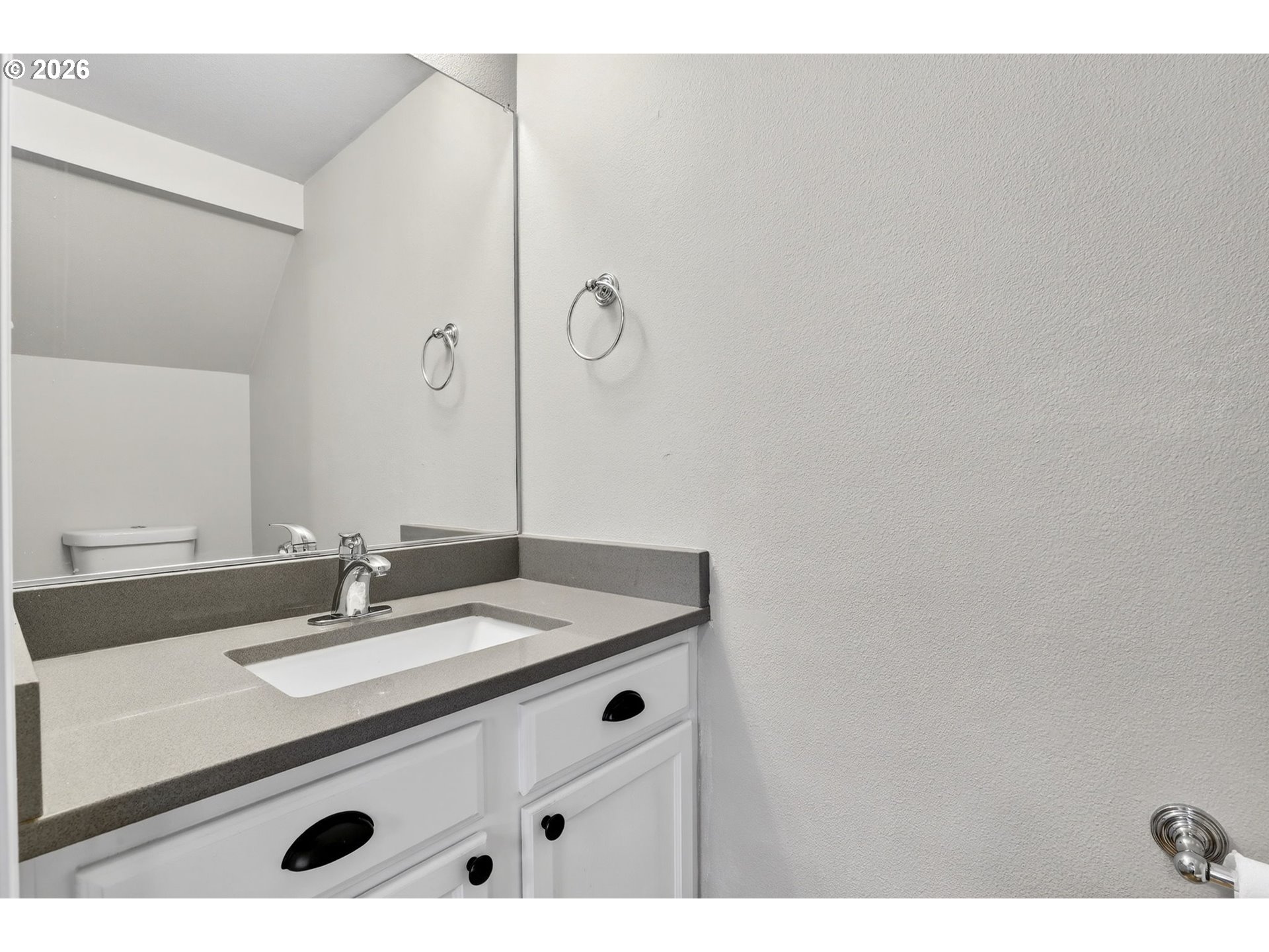 Photo #20: 734315311 Listing: Photo #20