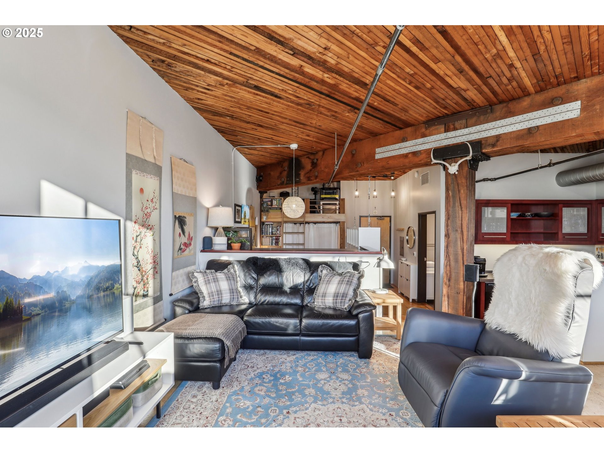 Photo #6: 734808489 Listing 