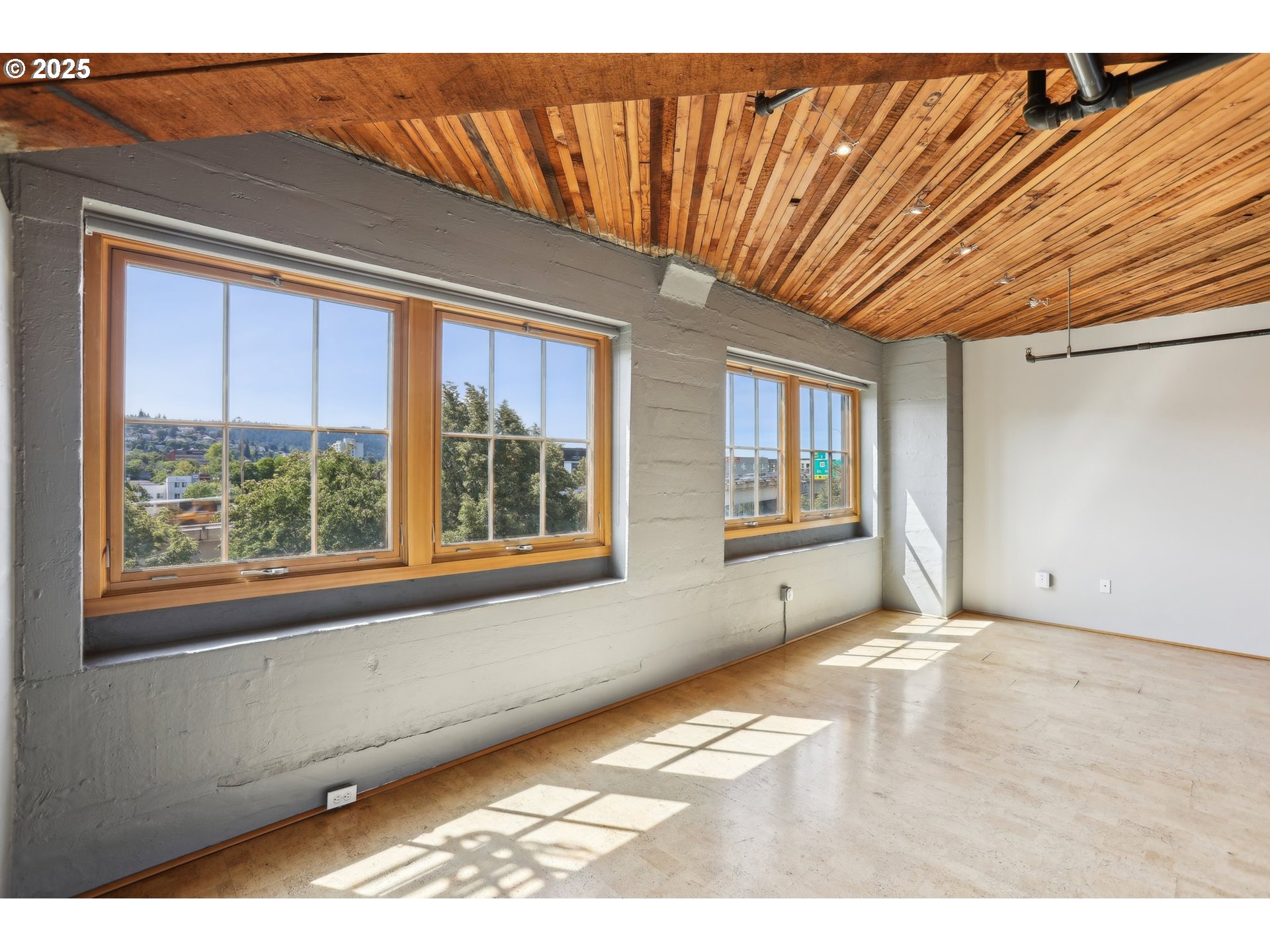Photo #14: 734808489 Listing: Photo #14