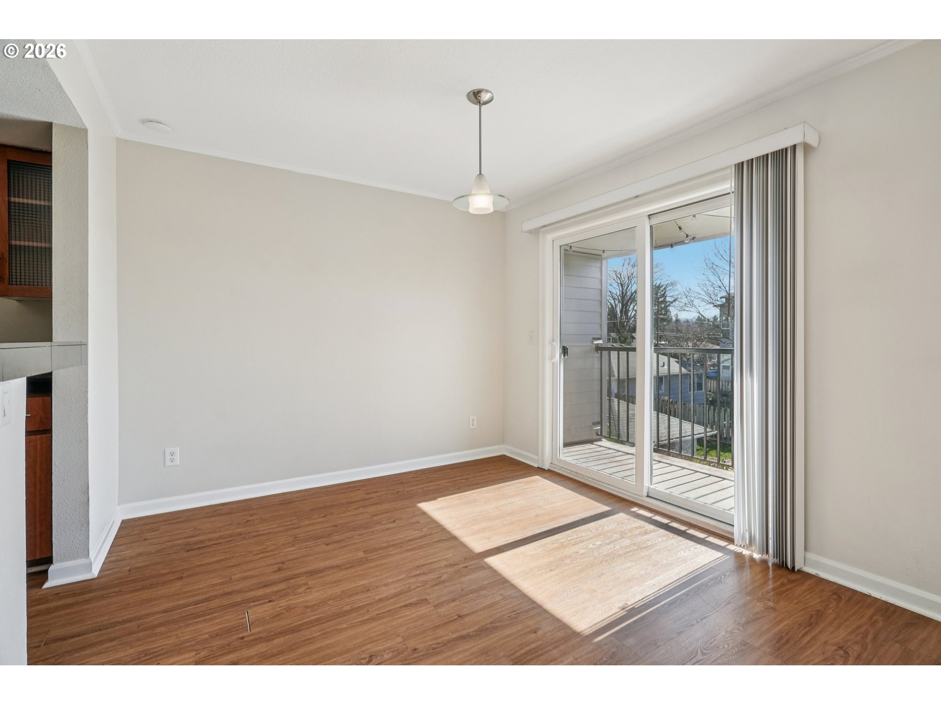 Photo #9: 734843352 Listing: Photo #9