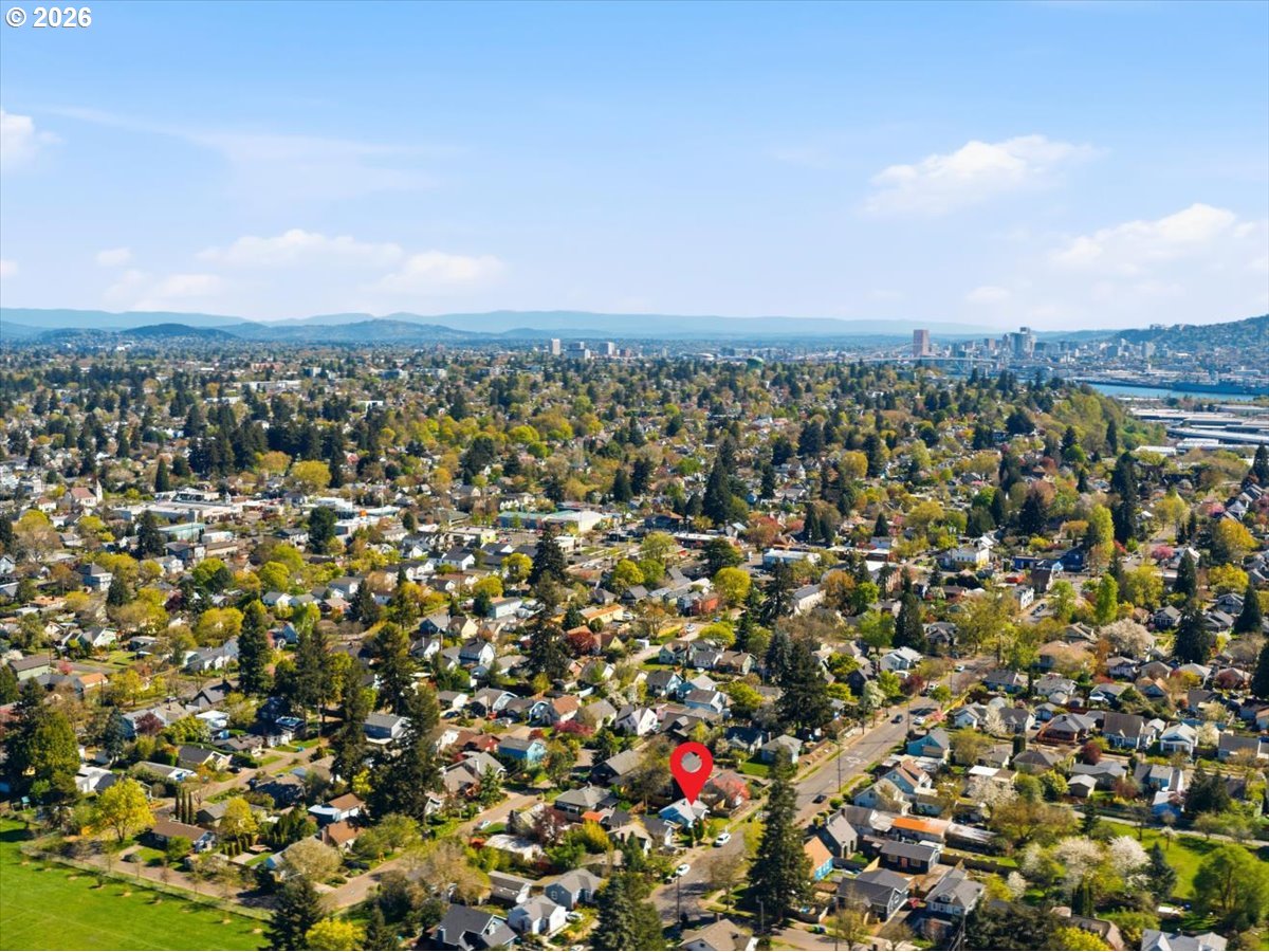 7834 N WABASH AVE, Portland, OR, 97217